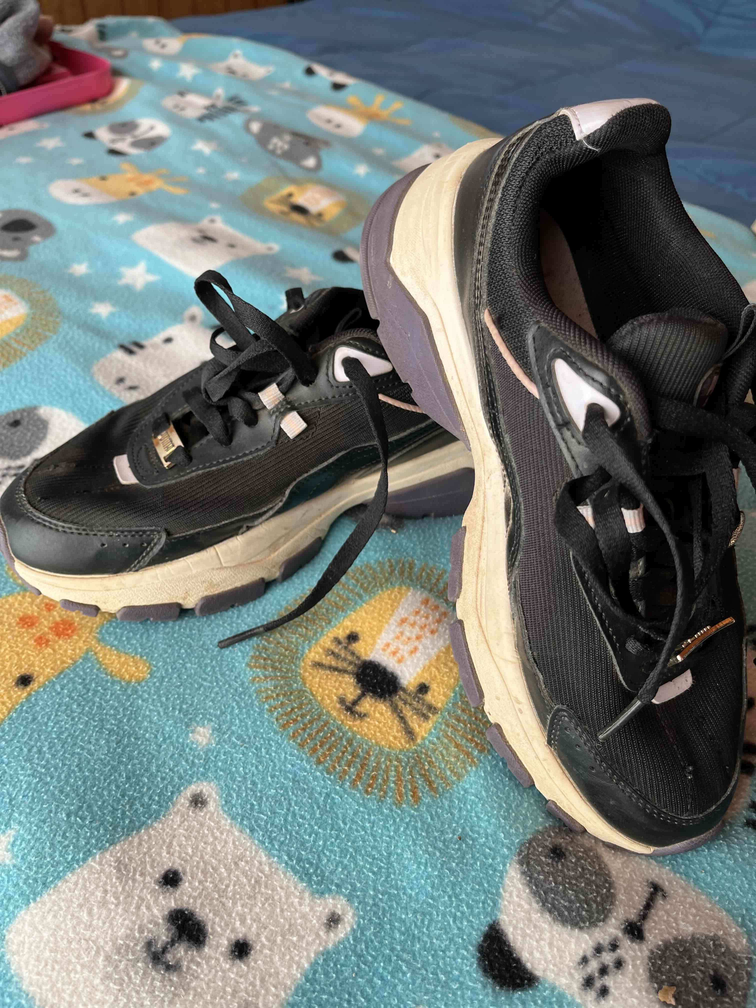 Zapatillas deportivas negras - 1