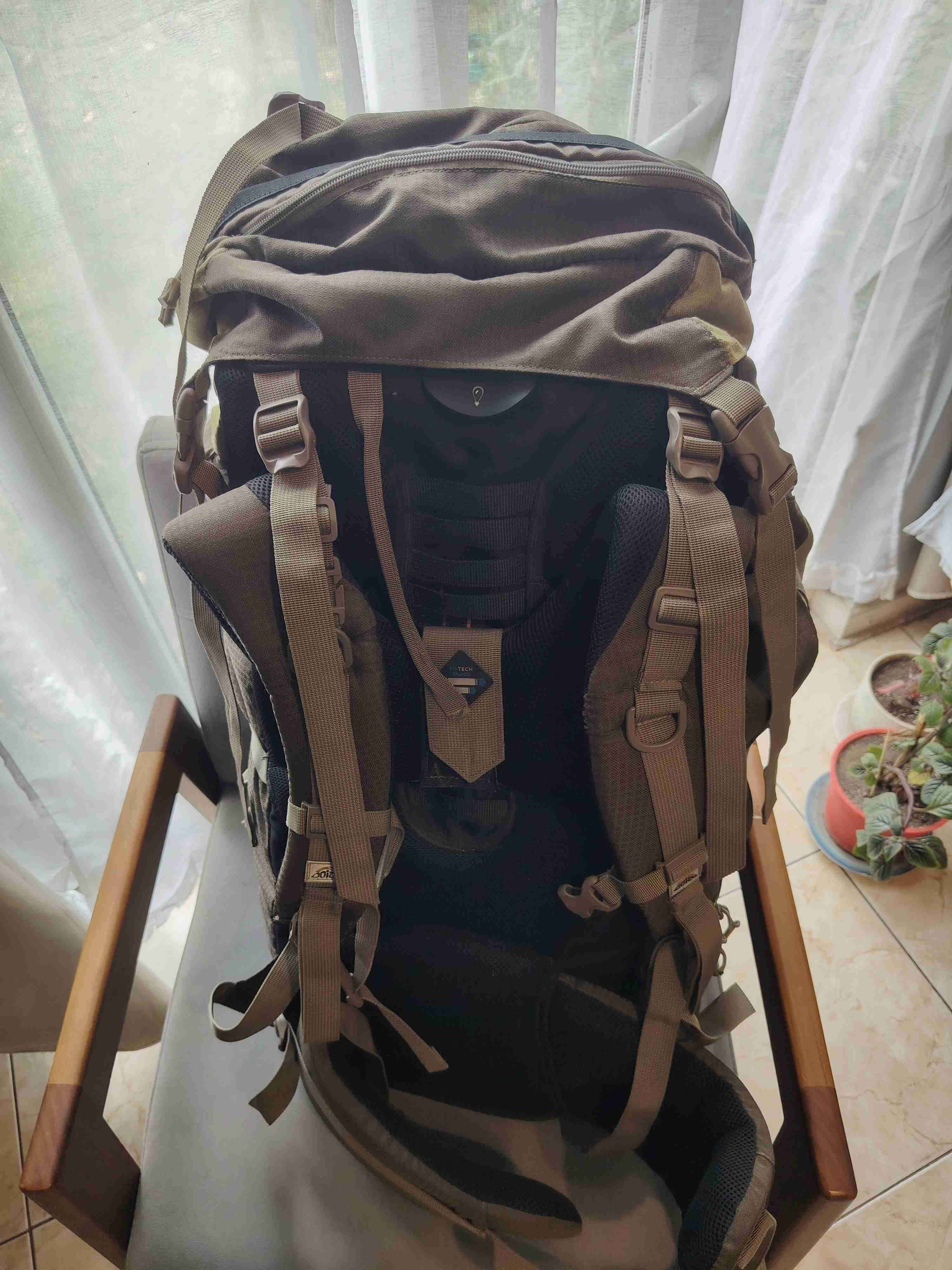 Mochila de camping grande verde - 1