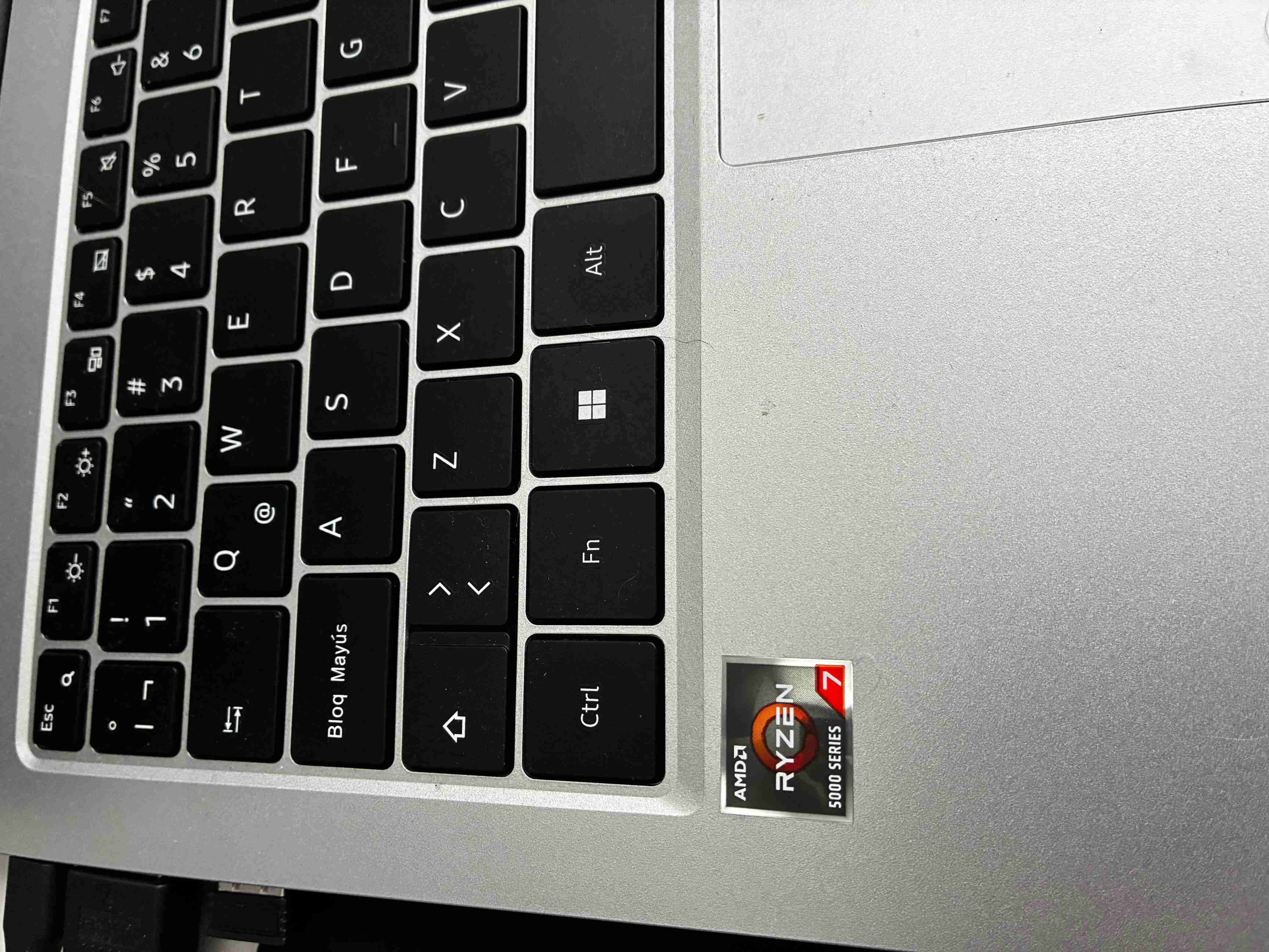 Notebook Acer Aspire 15.6 pulgadas - miniatura 3