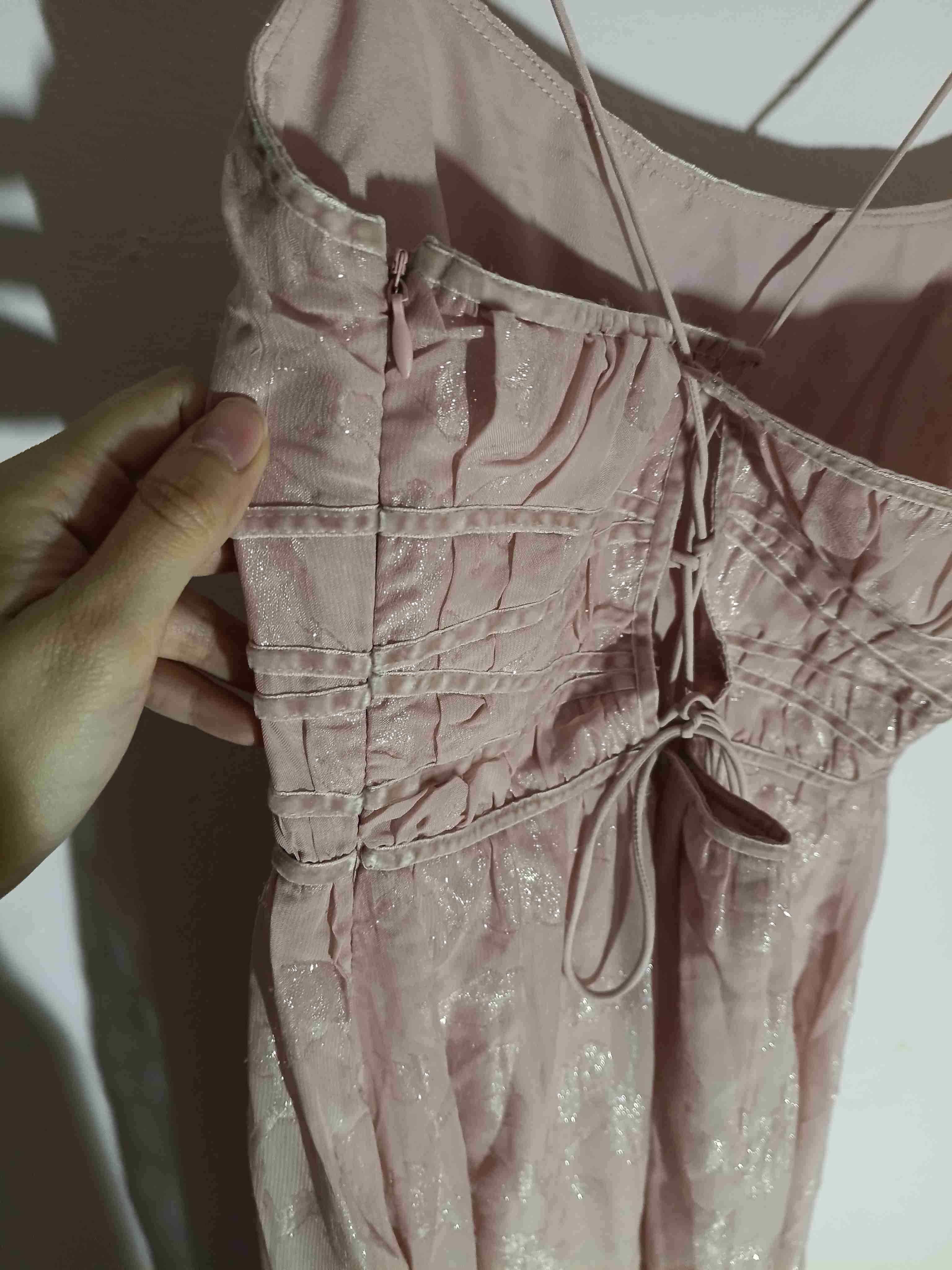 Vestido rosa con brillo - miniatura 4