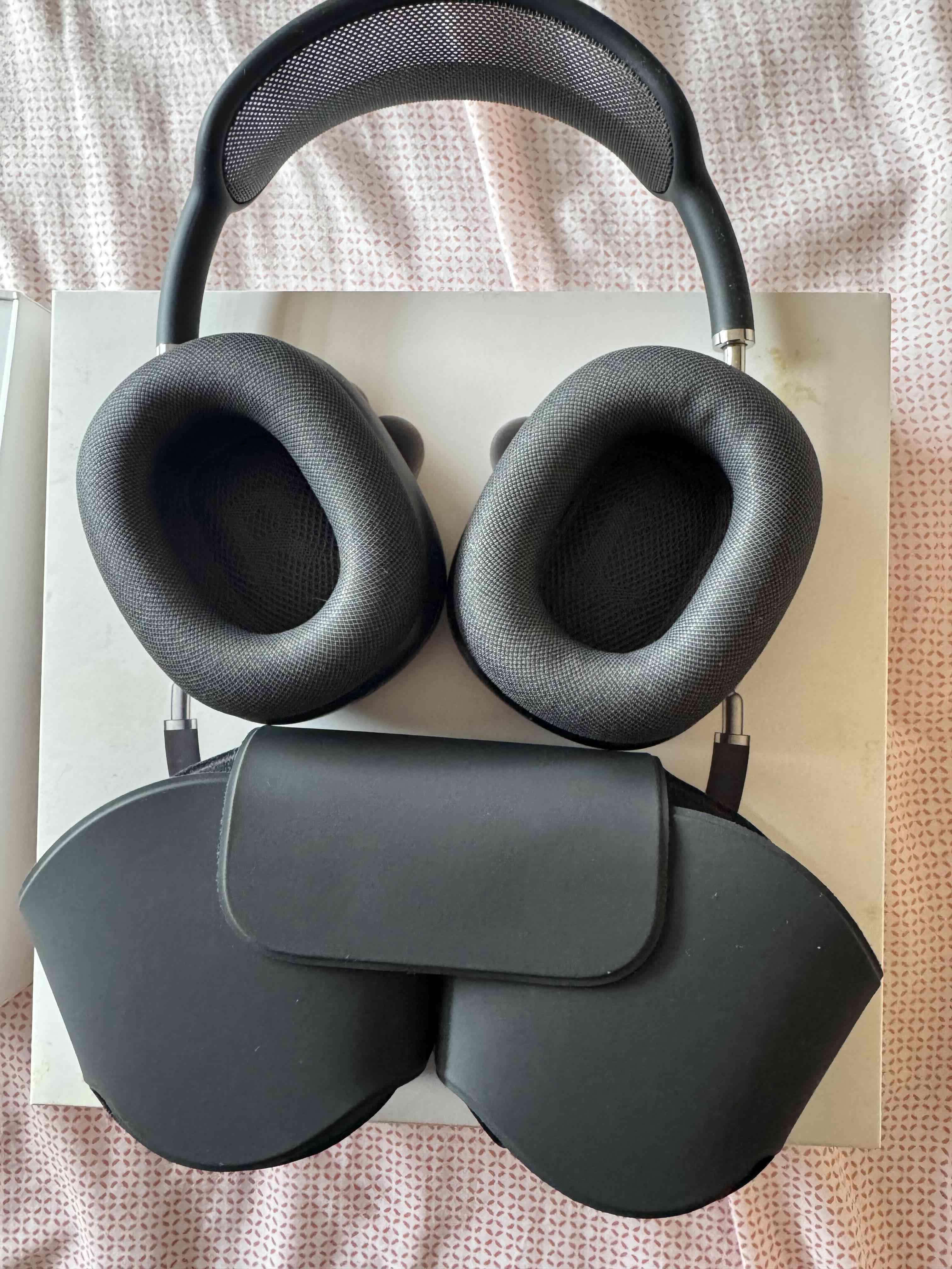 Audífonos AirPods Max negros 1ra generación - 2