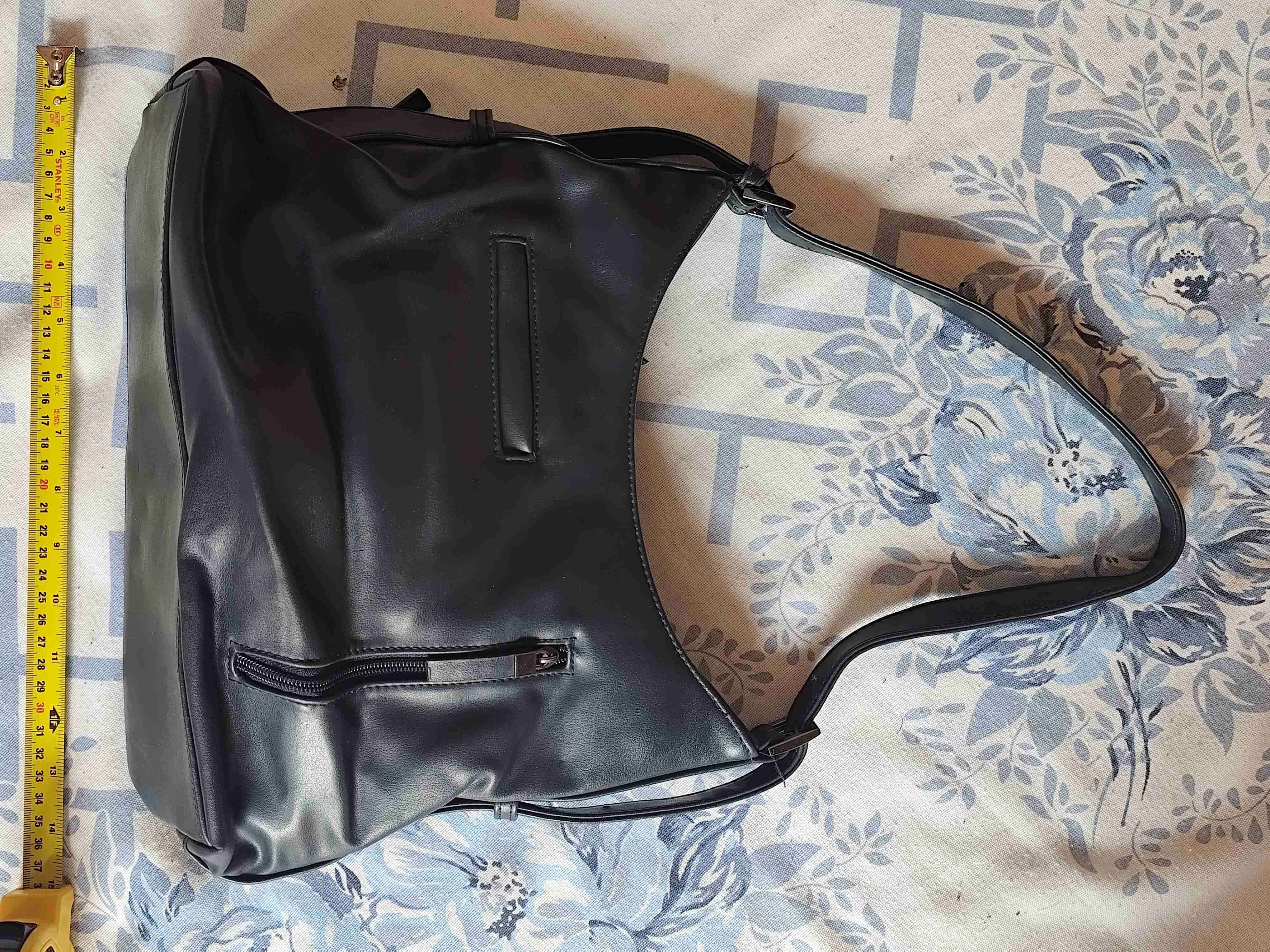 Bolso de mano azul marino de cuero elegante - 2