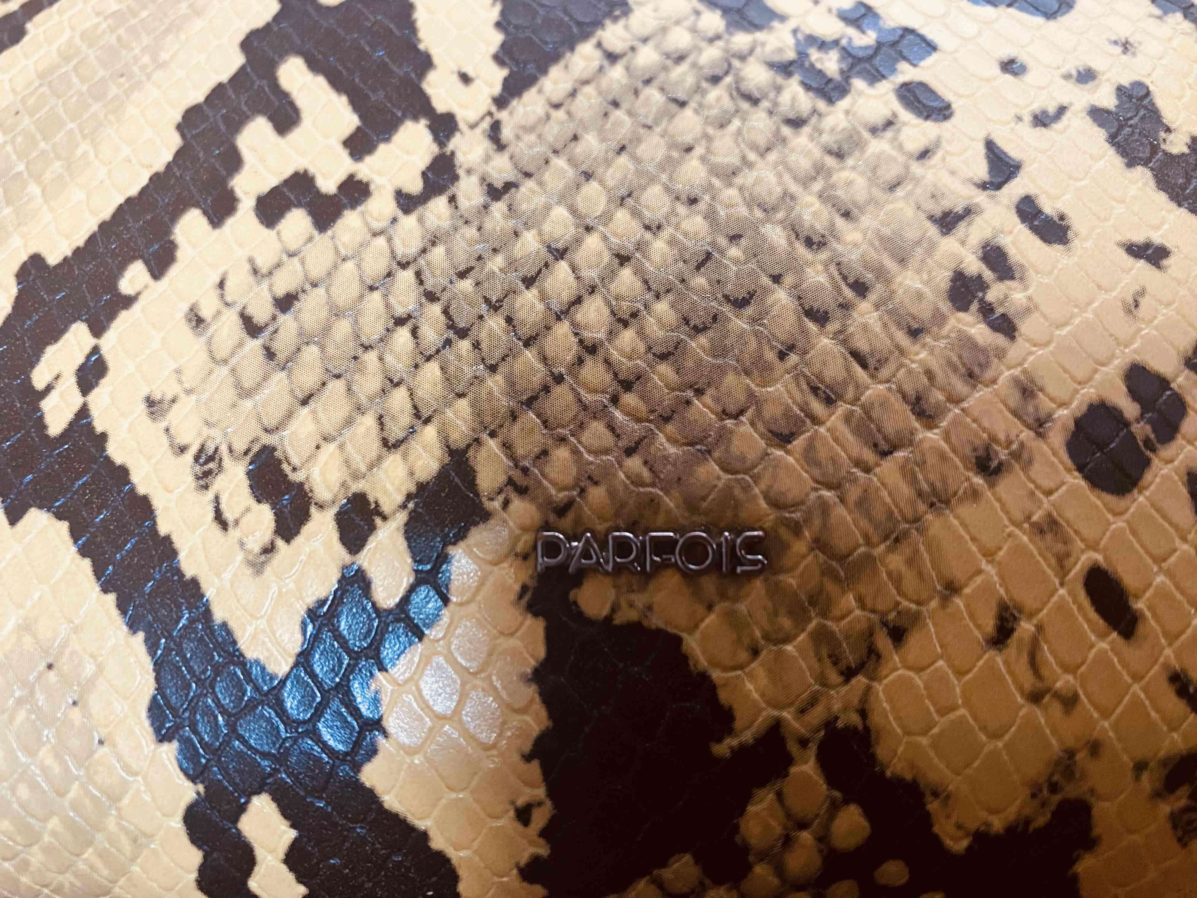 Cartera crossbody PARFOIS estampado animal print - 2