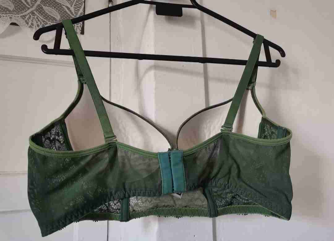 Sostén verde encaje - miniatura 2