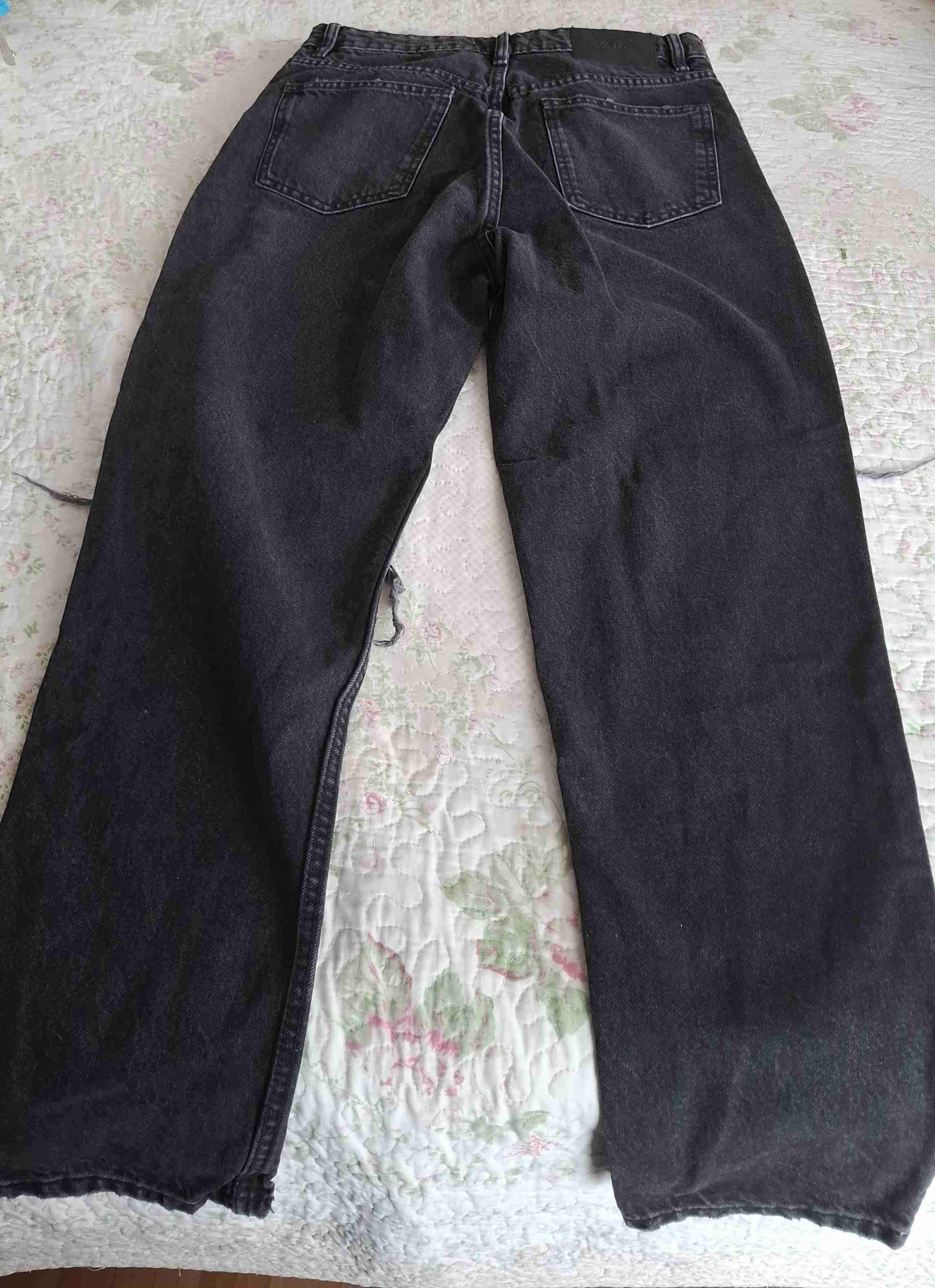 Jeans negros rasgados Zara talla 40 - 2