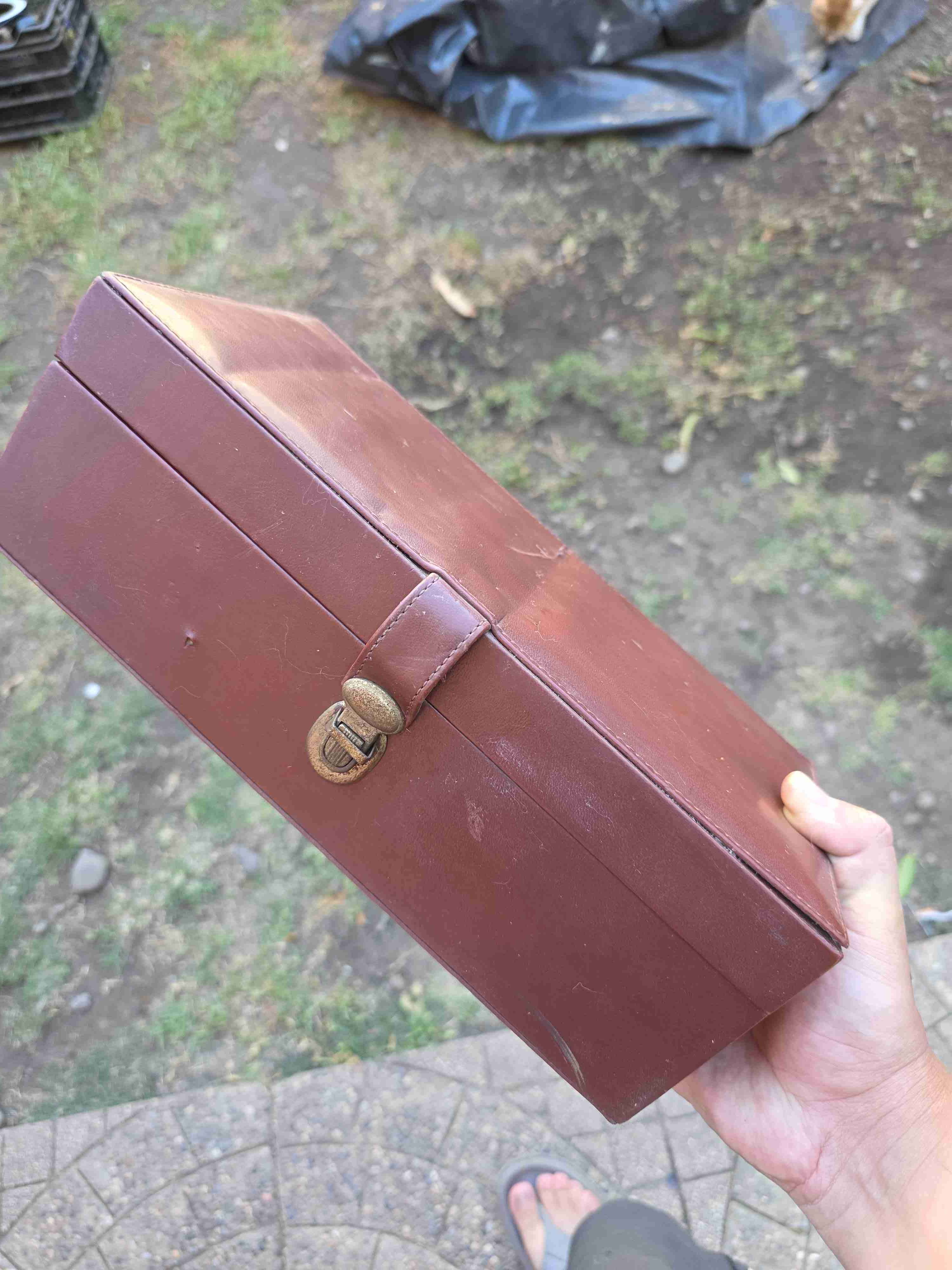 Juego de dominó/cacho en caja de madera - miniatura 3