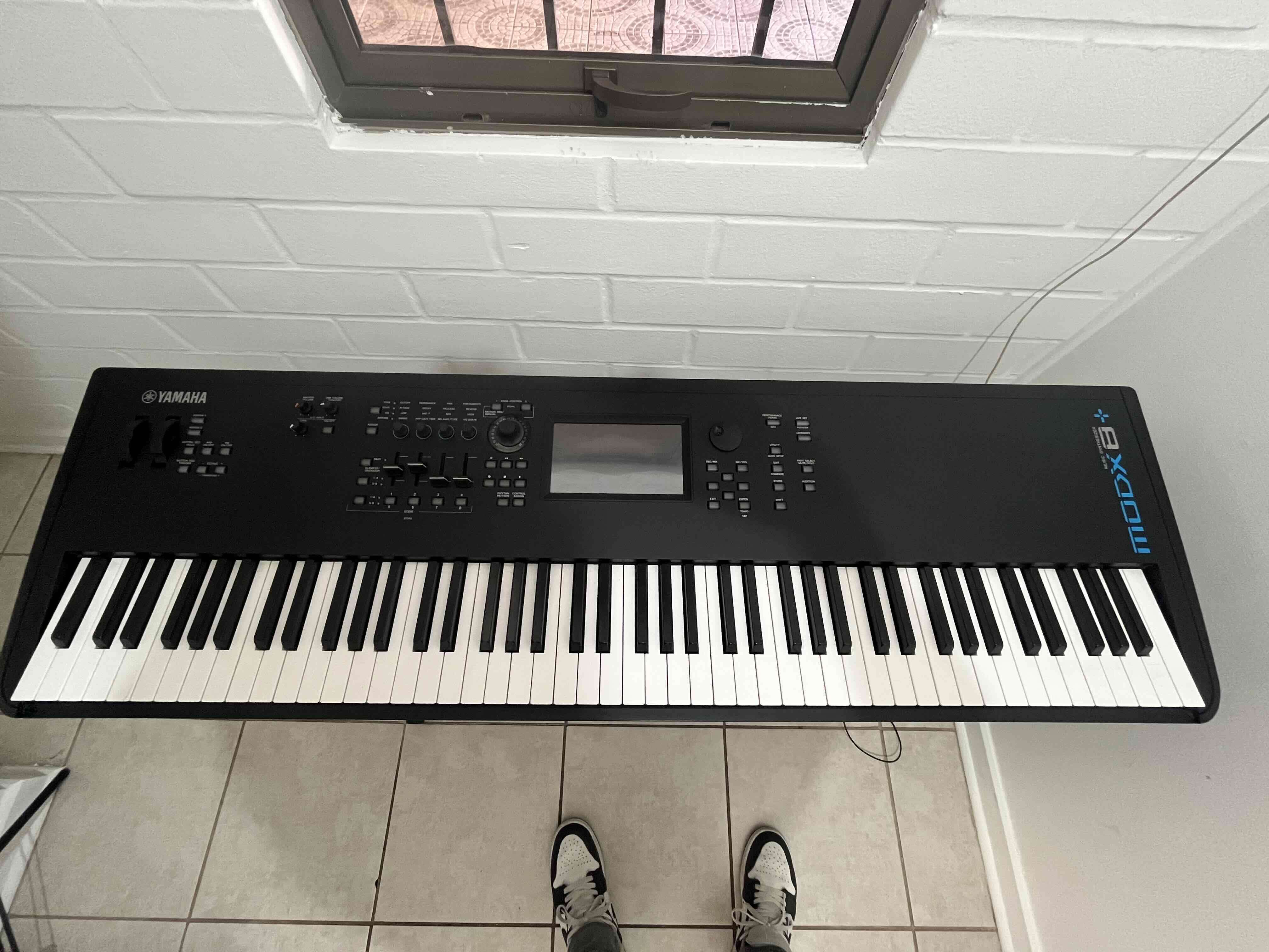 Teclado sintetizador MODX8+ - miniatura 2