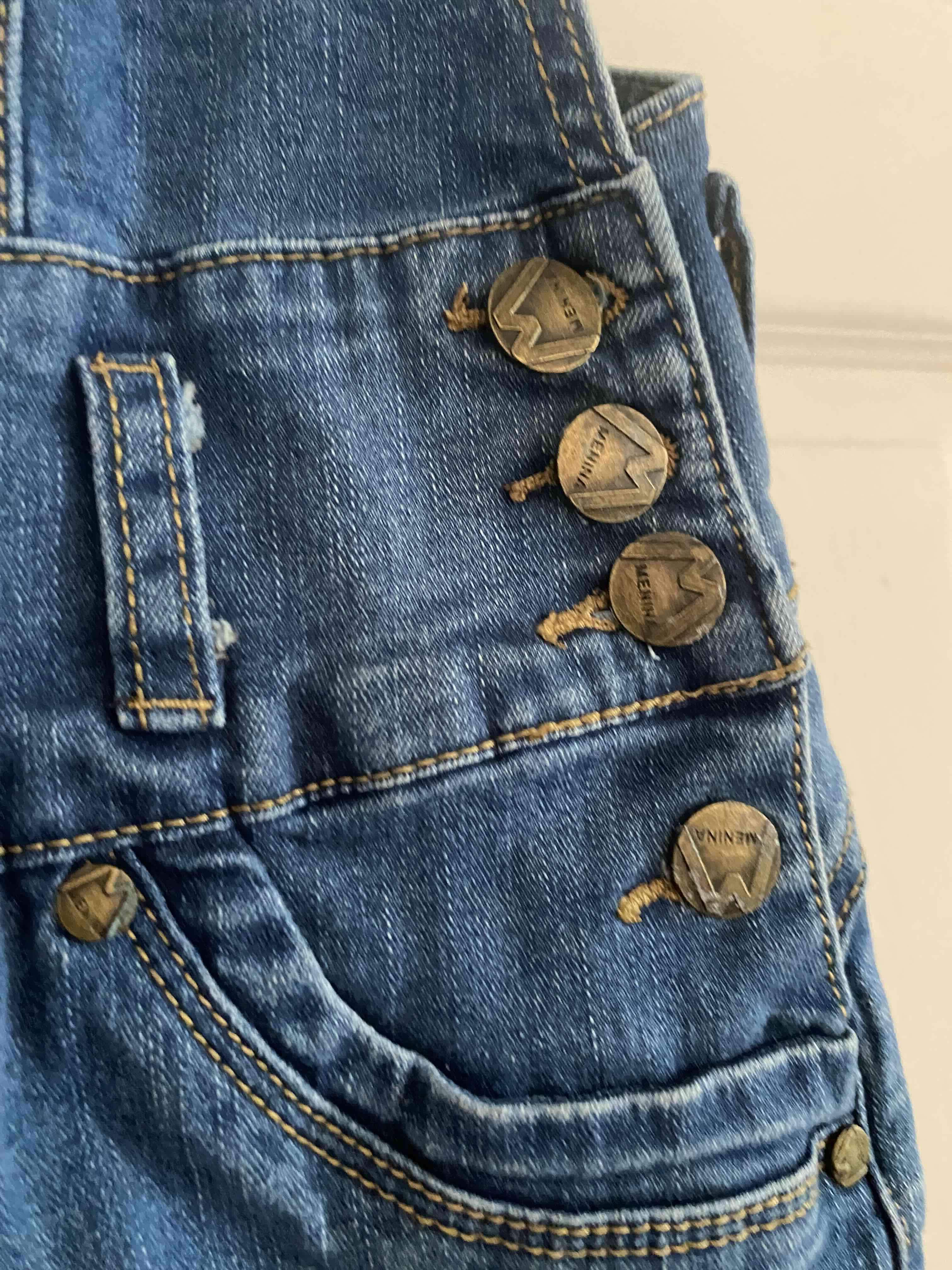 Jardinera de mezclilla azul - miniatura 4