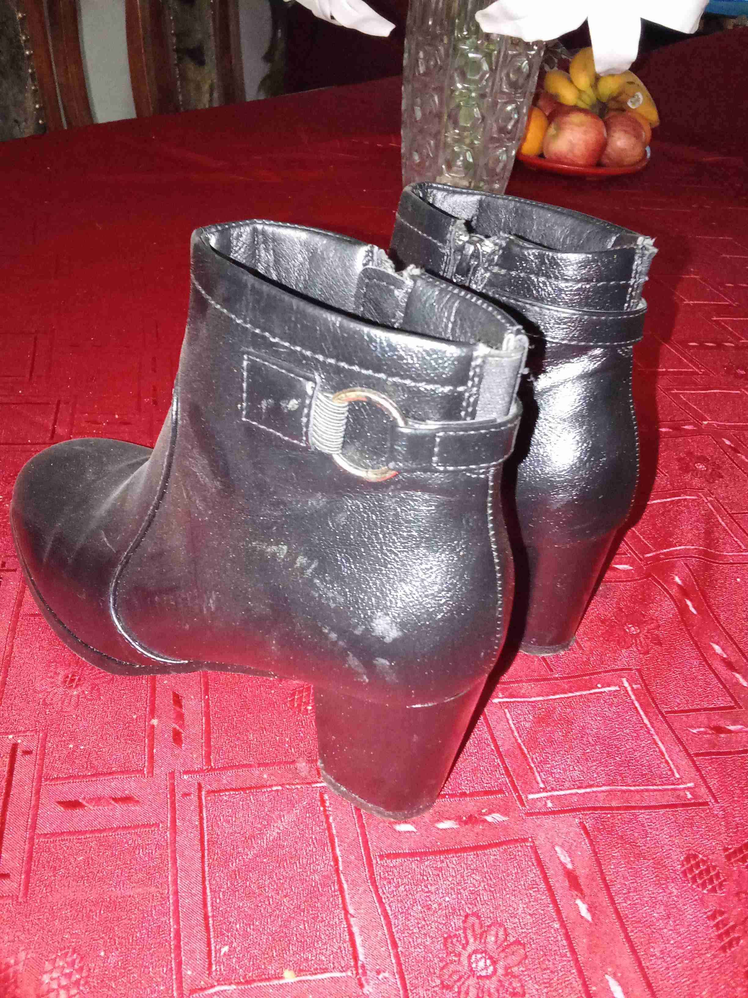 Botines de cuero negros - 1