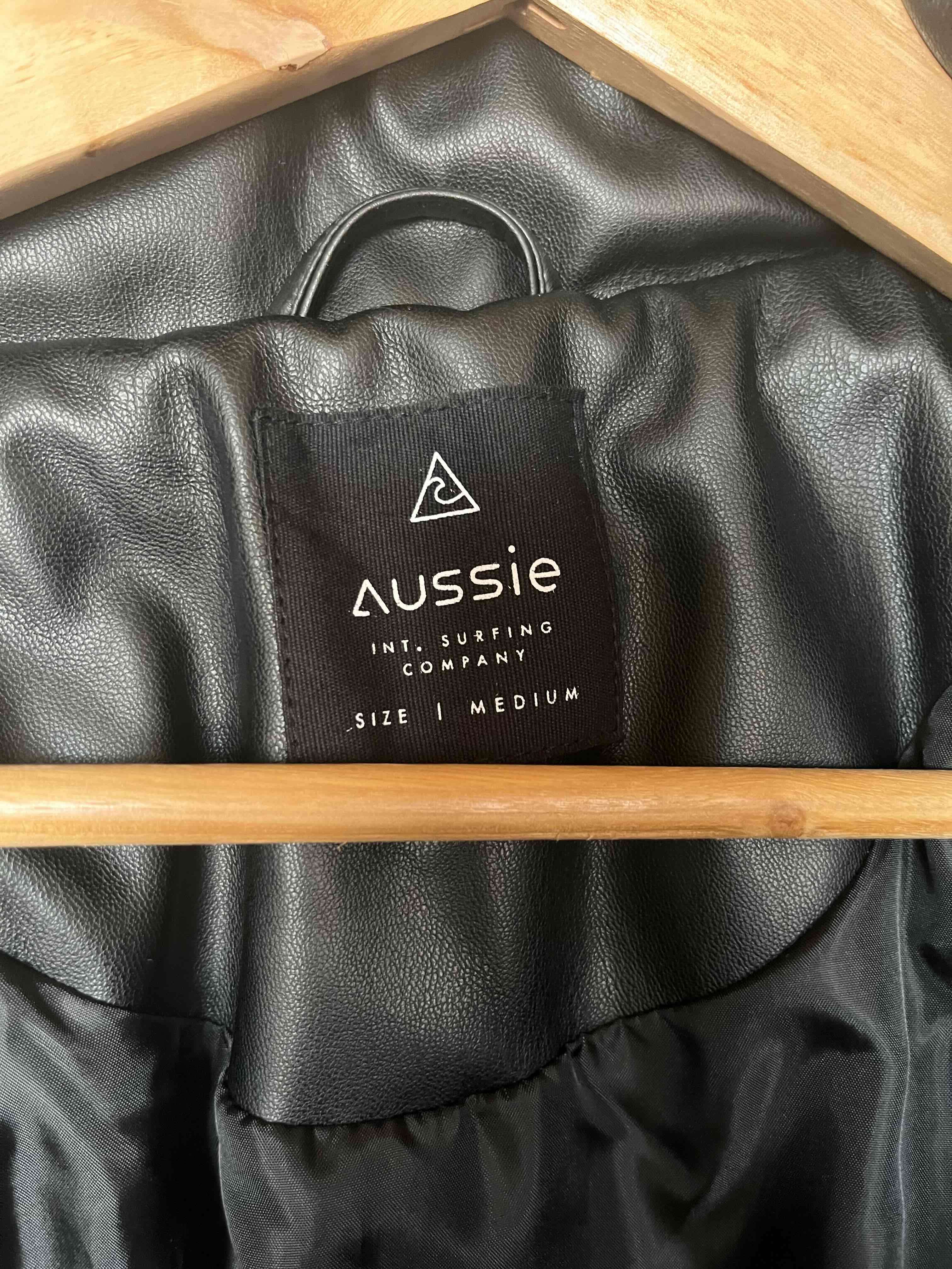 Chaqueta de cuero sintético negro - miniatura 5