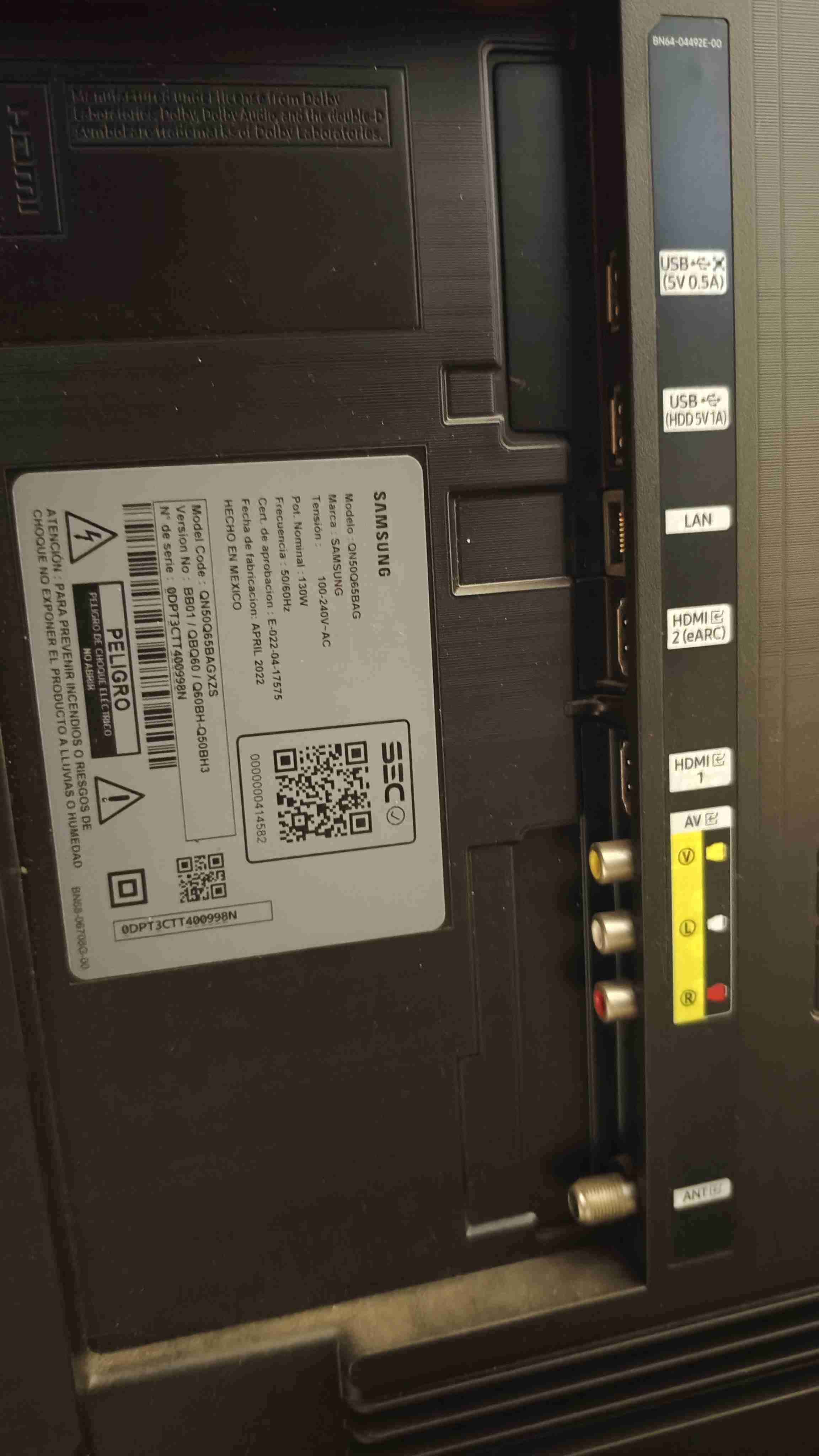 Televisor pantalla plana grande - miniatura 2