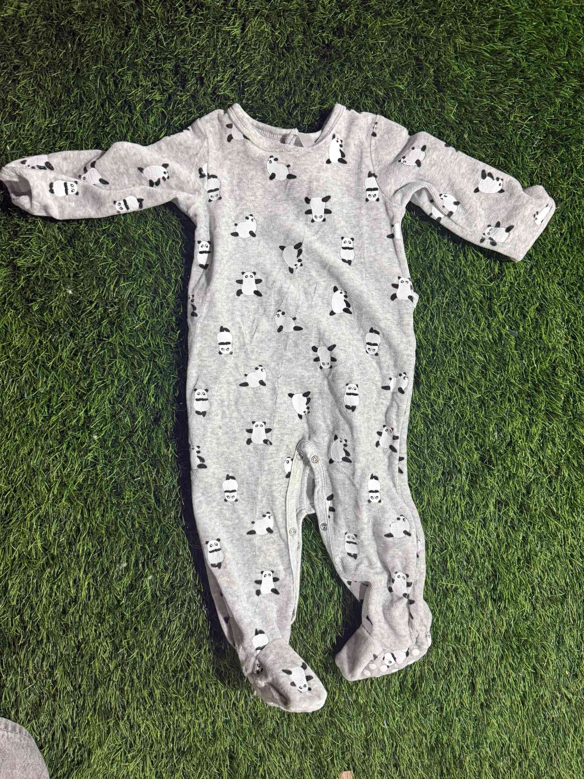 Lote 17 Pijamas de bebe 6m - 1