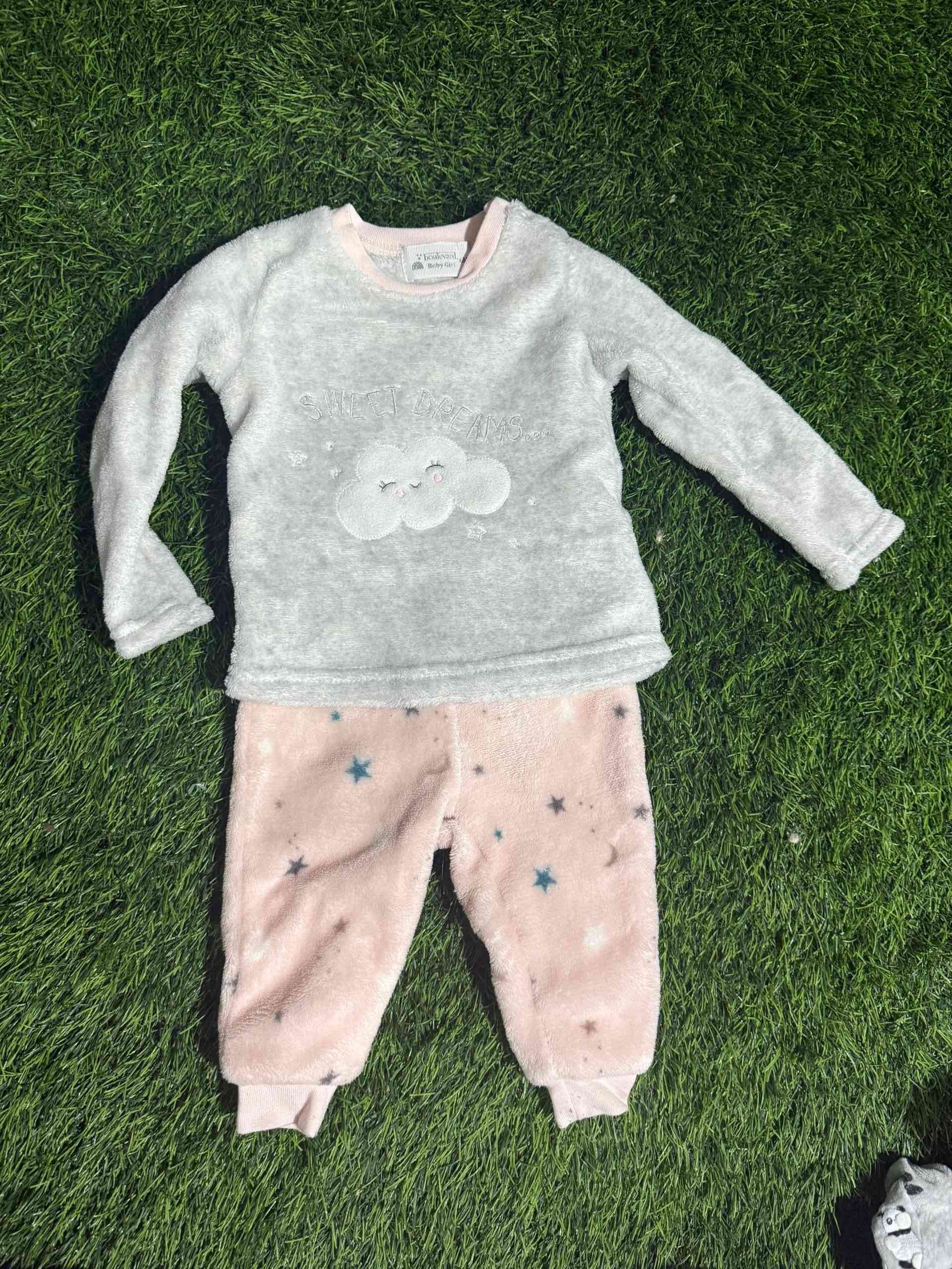 Lote 17 Pijamas de bebe 6m - 5