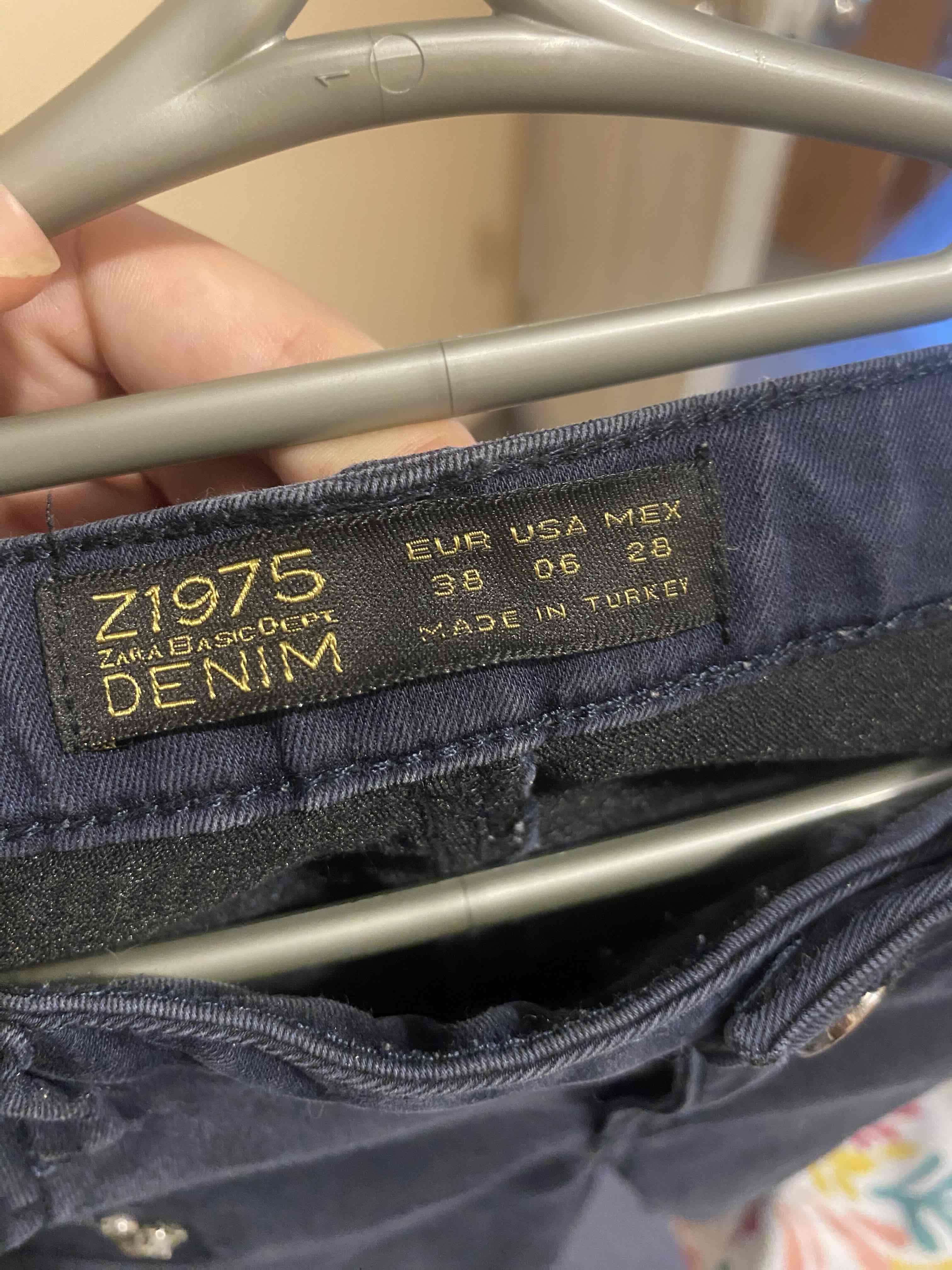 Jeans azul con cremalleras - 3