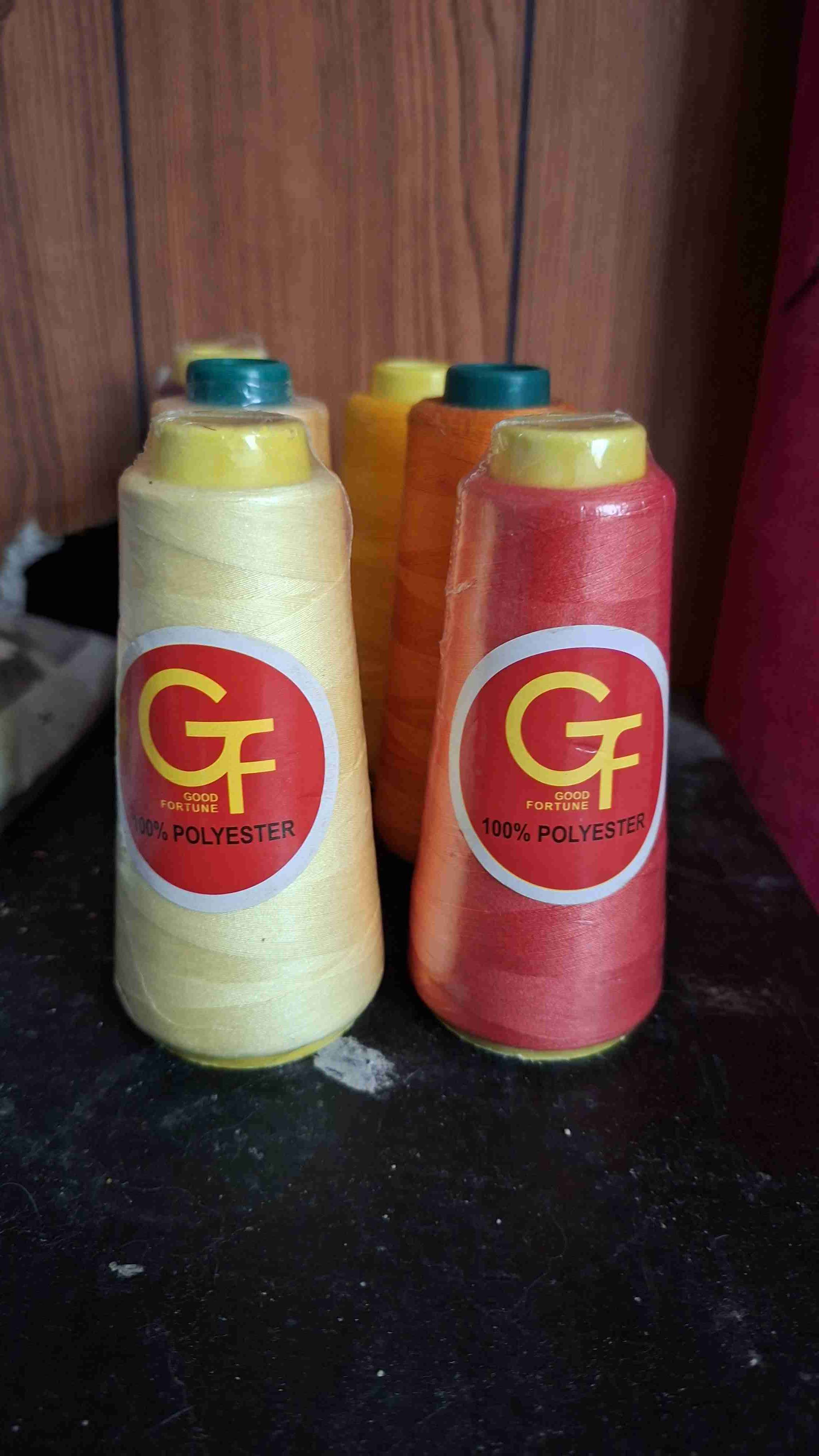 Conos de hilo para coser - miniatura 4