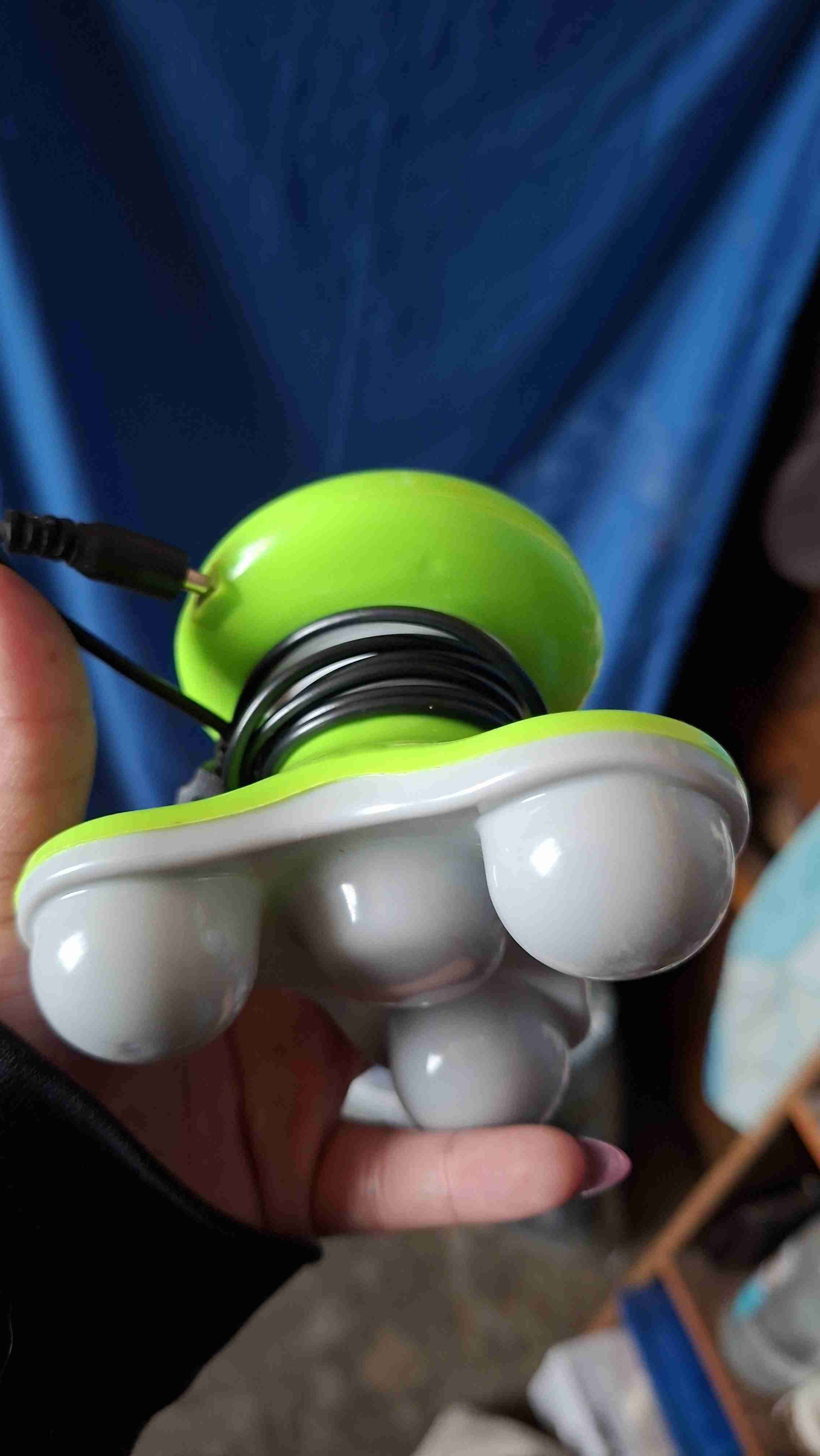 Masajeador eléctrico verde - miniatura 2