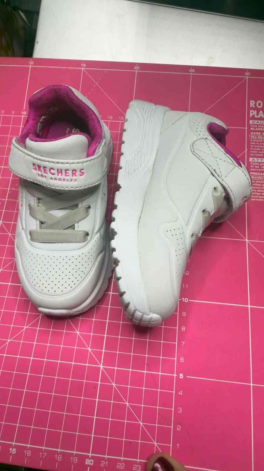 Zapatillas Skechers blancas para niña - miniatura 3