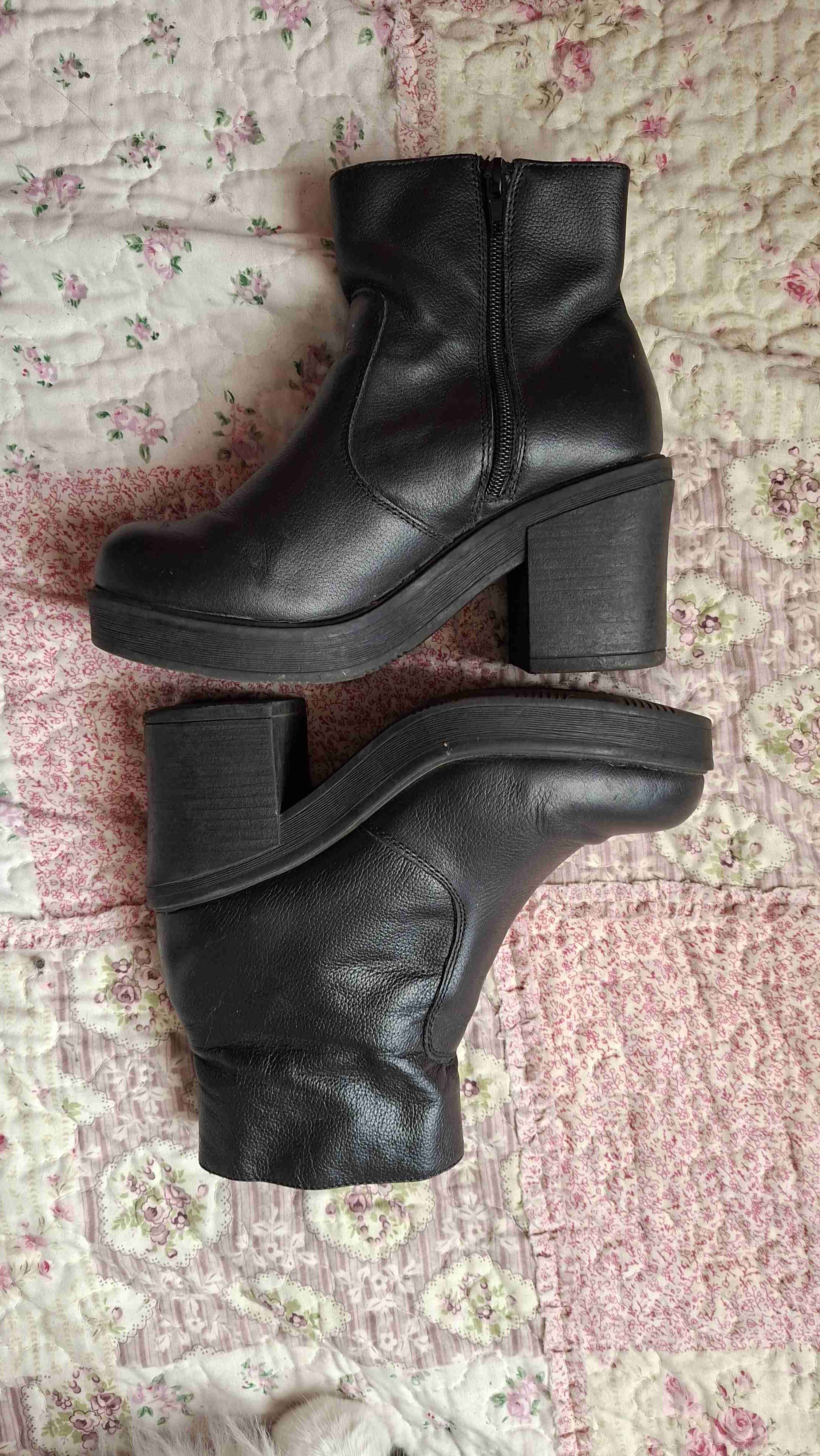 Botines negros con taco alto - miniatura 4