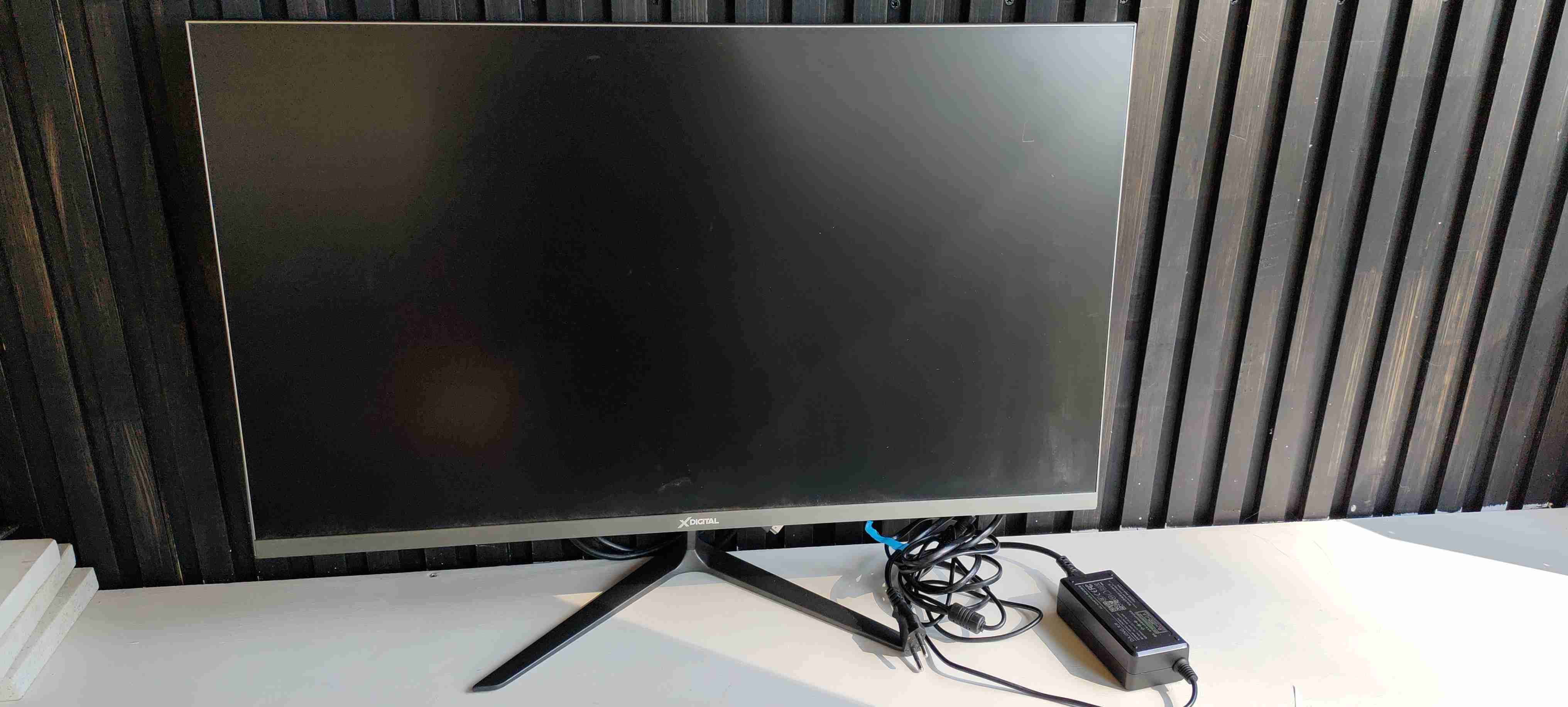 Monitor pantalla plana 24 pulgadas - miniatura 1