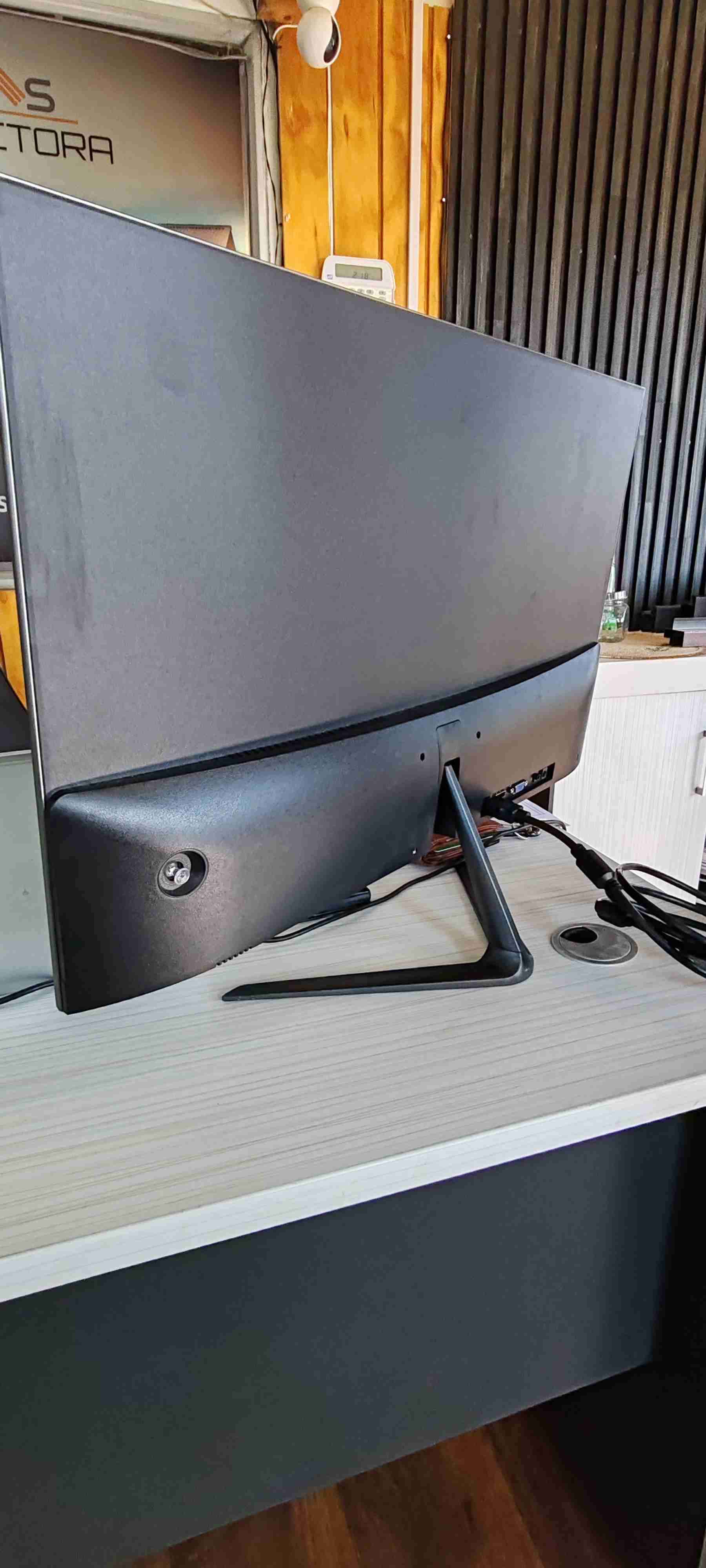 Monitor pantalla plana 24 pulgadas - miniatura 4