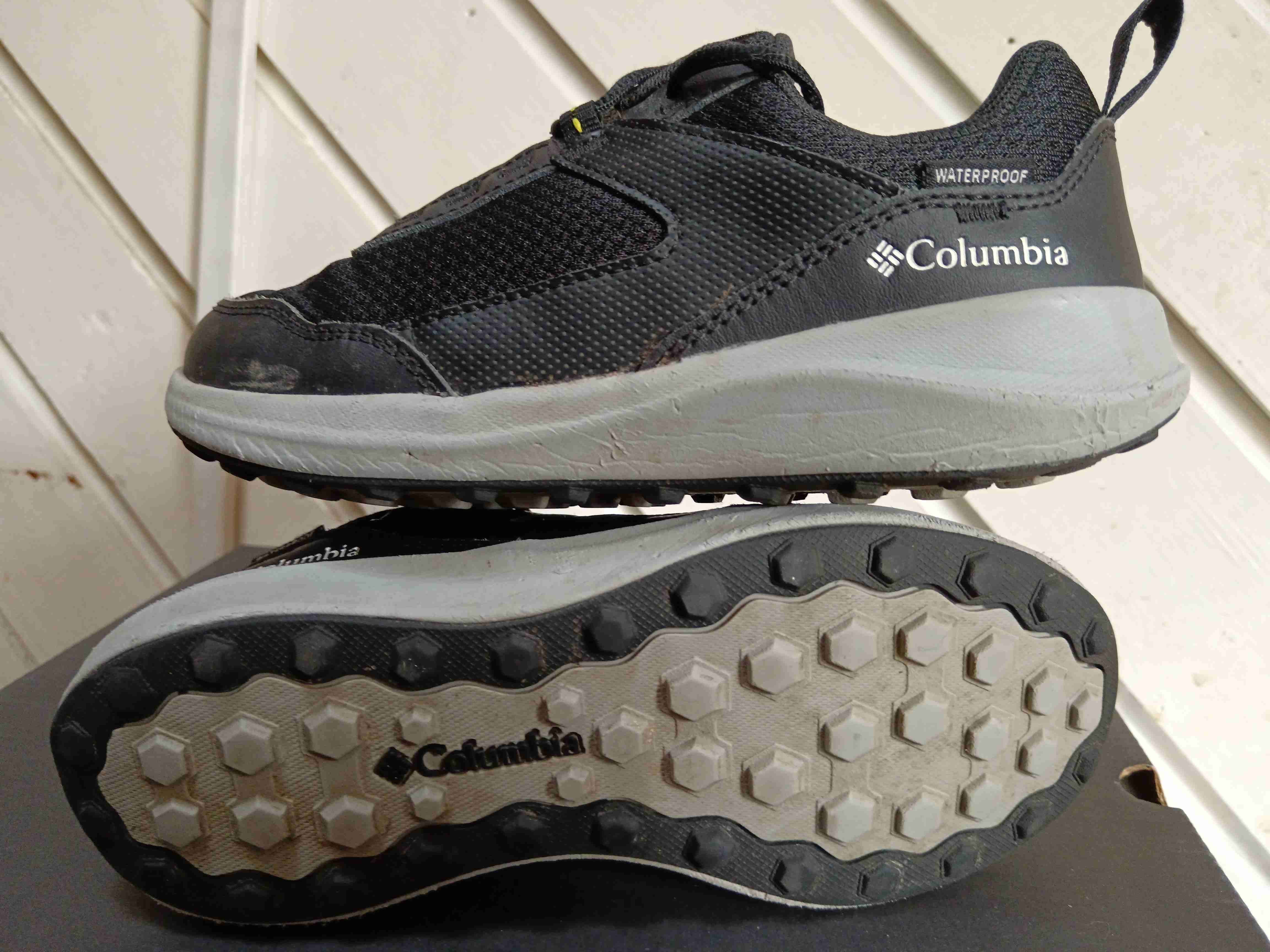 Zapatillas Columbia impermeables negras - miniatura 2