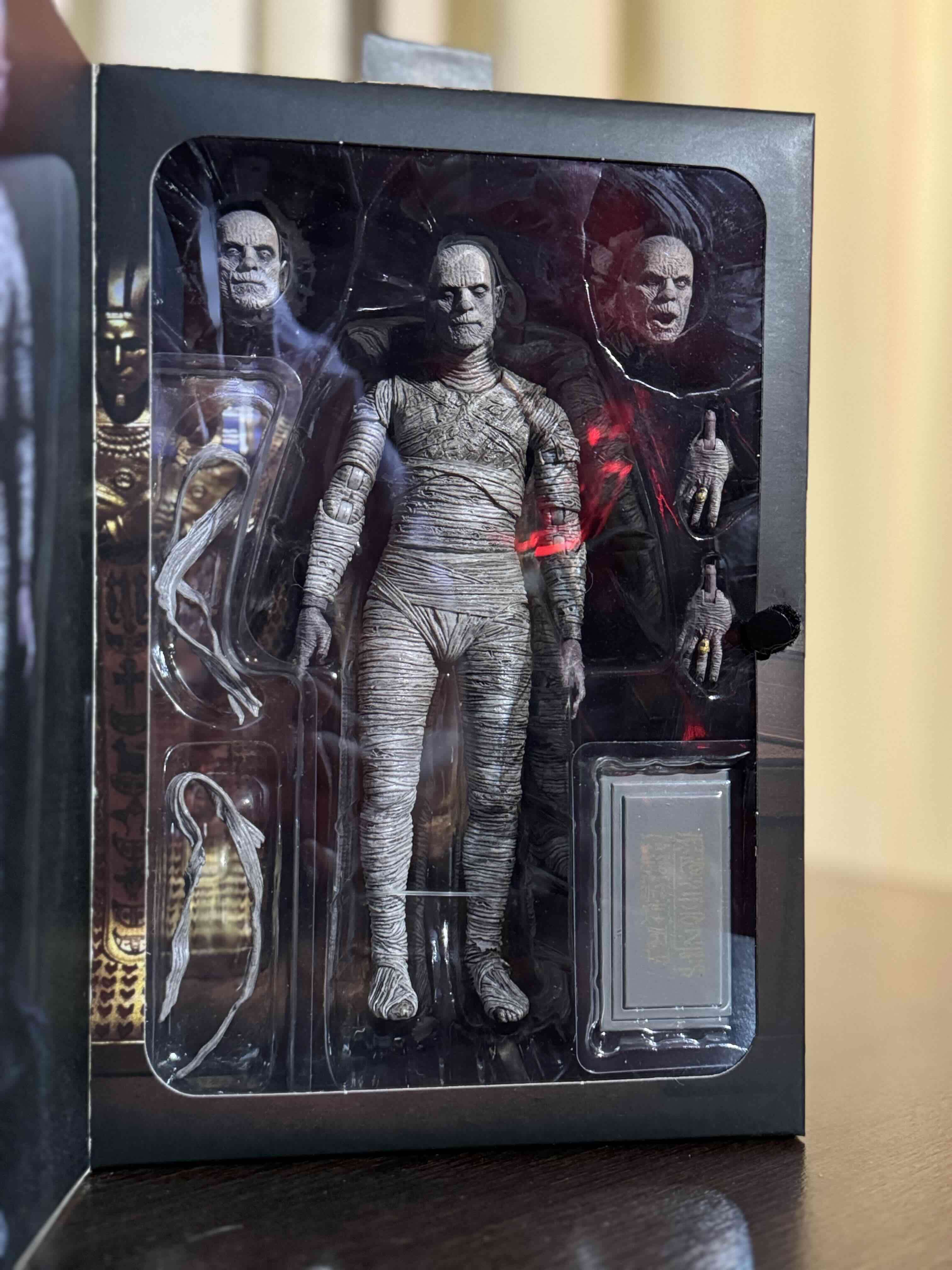 FIGURA The Mummy NECA ULTIMATE - miniatura 2