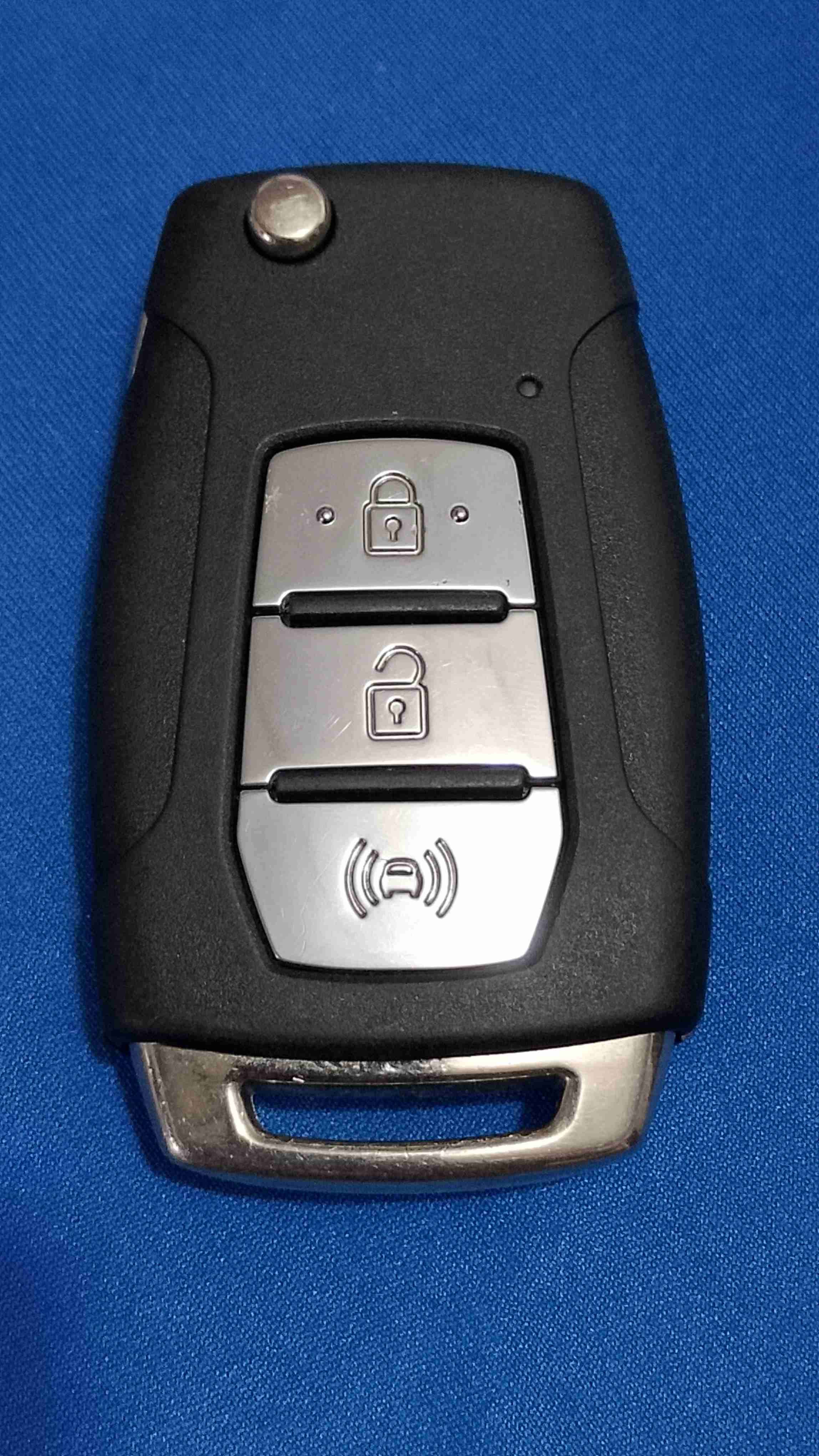 Carcasa Llave Ssanyong 3 botones - 1