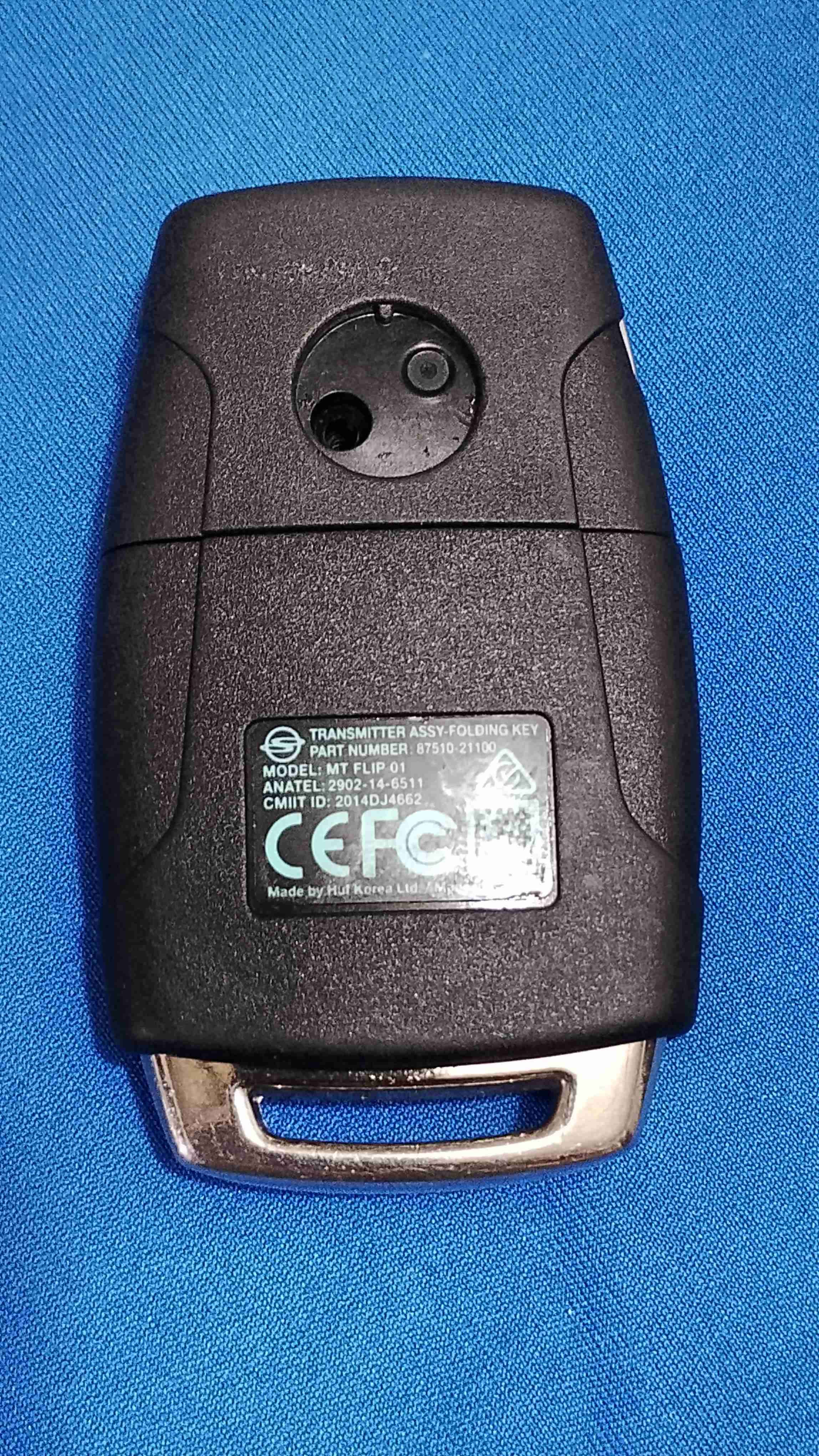 Carcasa Llave Ssanyong 3 botones - 2