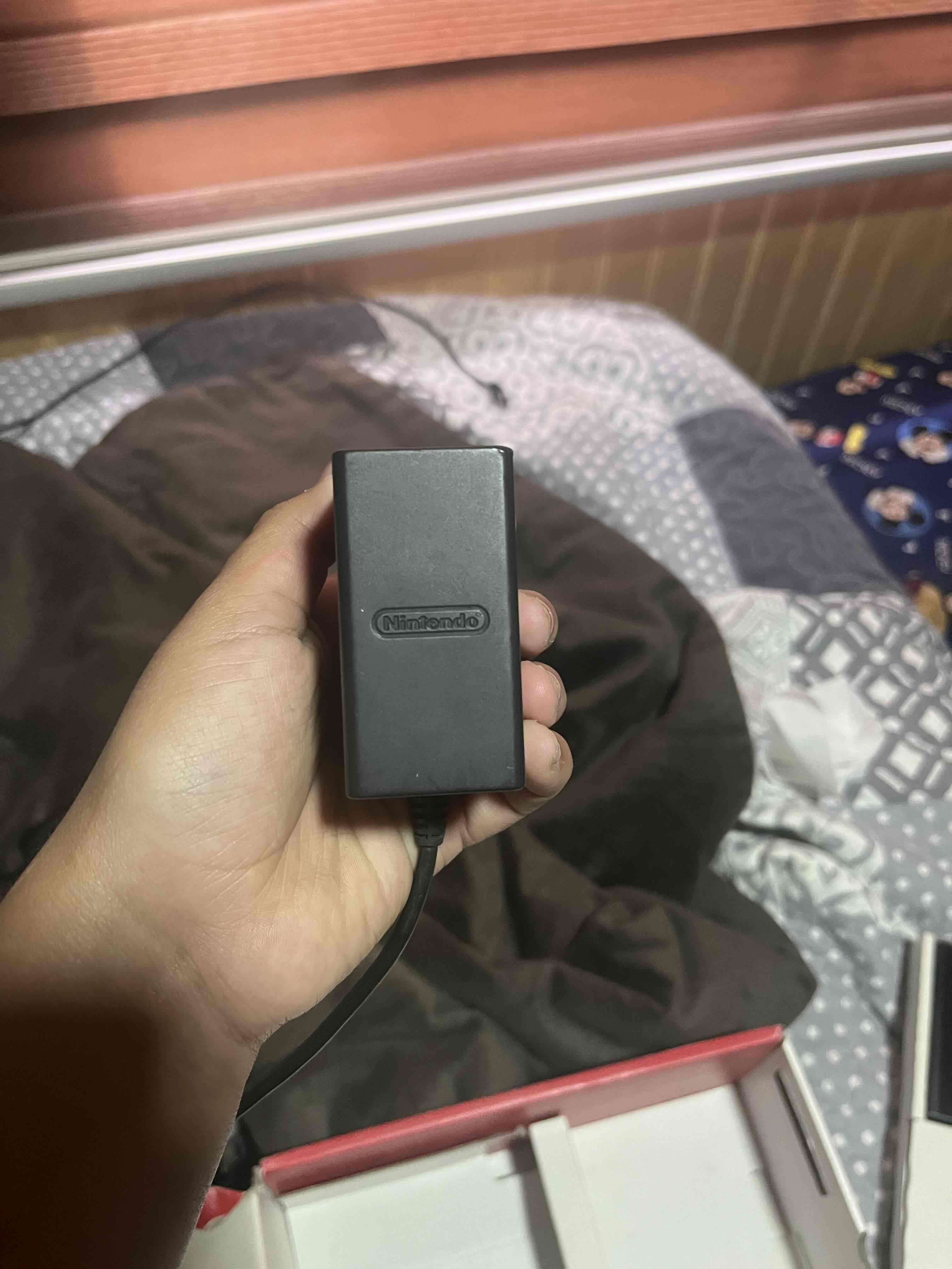 Nintendo Switch con Joy-Con - miniatura 6