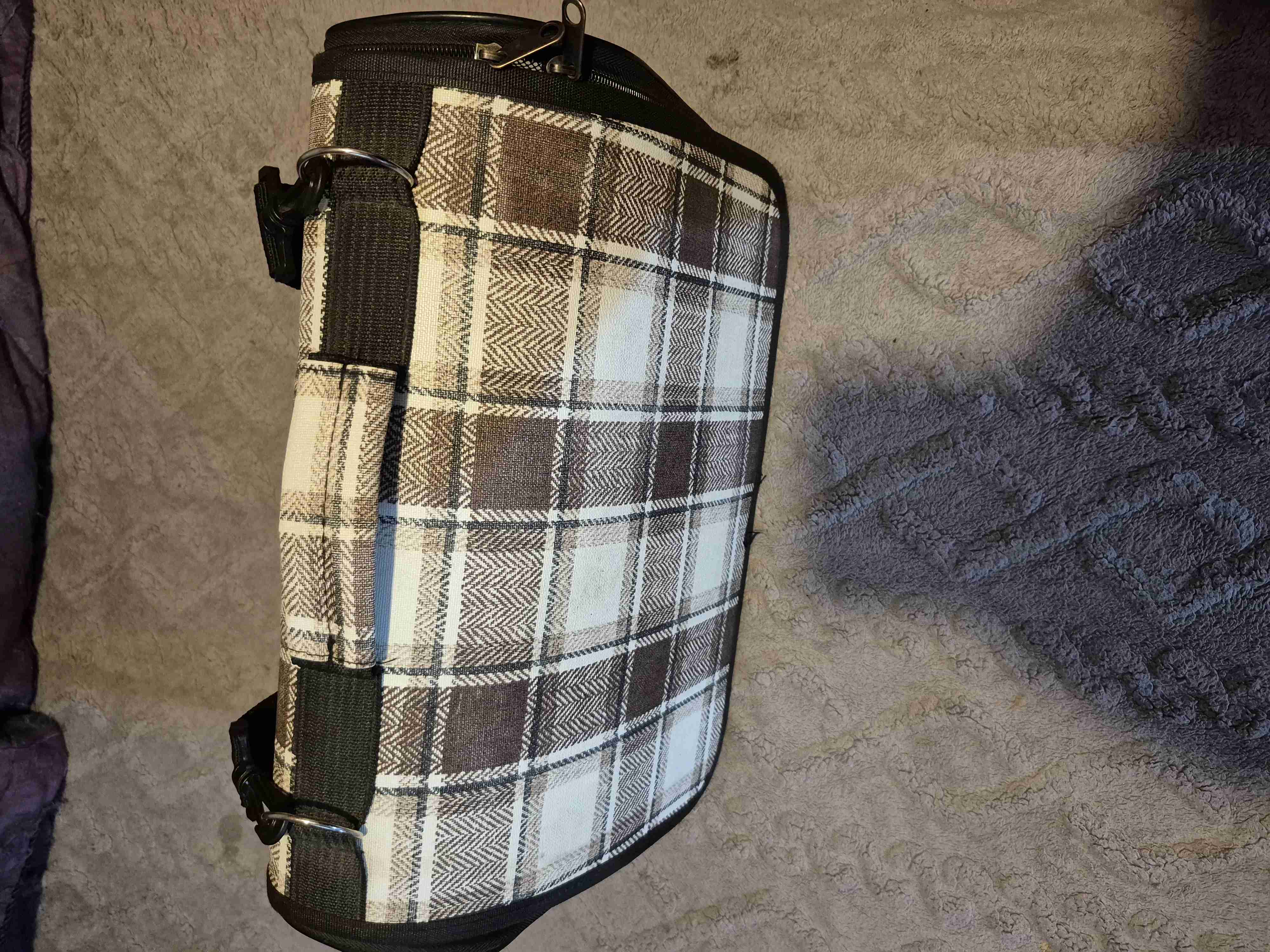 Transportadora de mascotas negra - 3