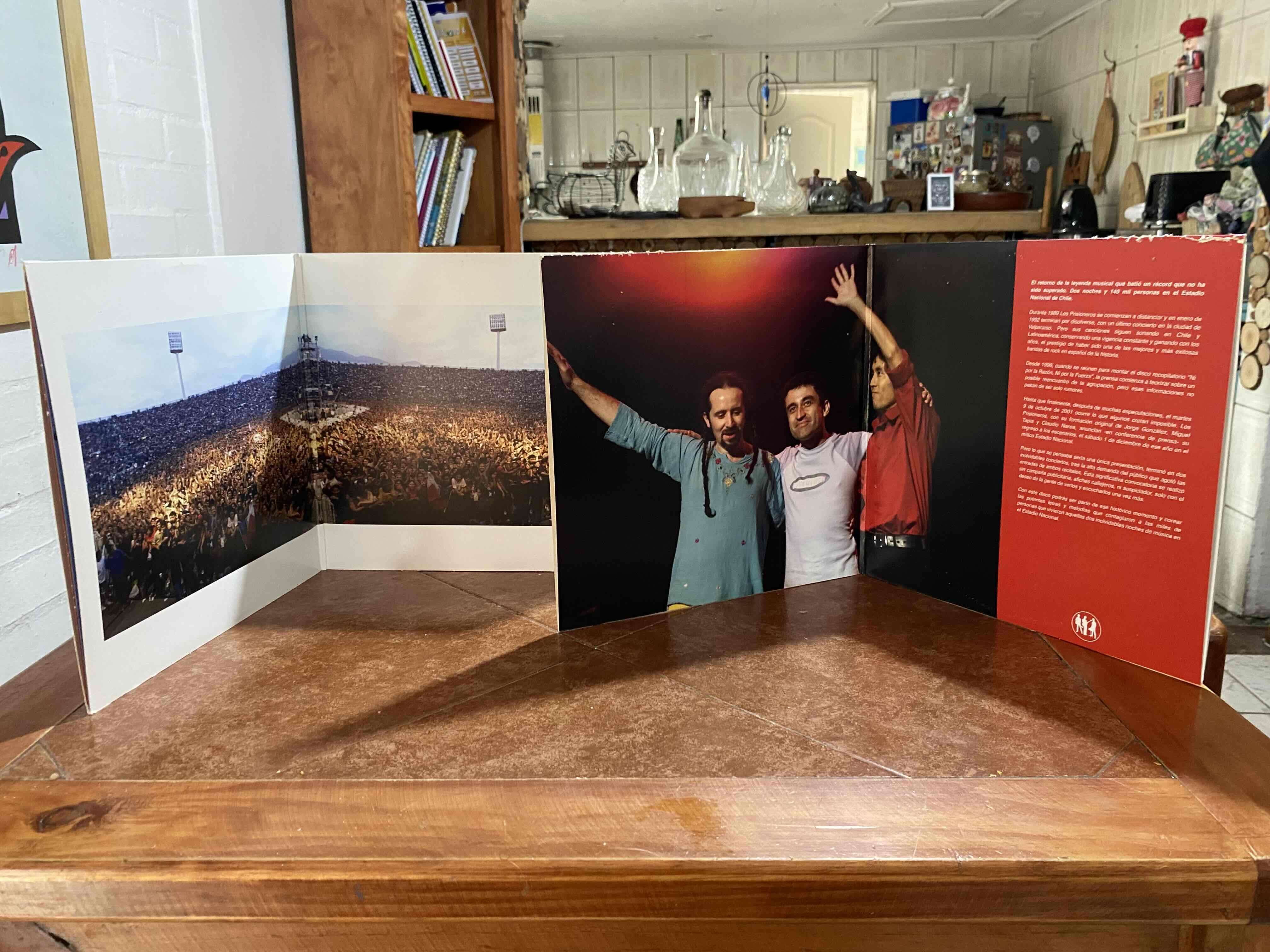 Vinilos Los Prisioneros - Estadio Nacional - miniatura 3