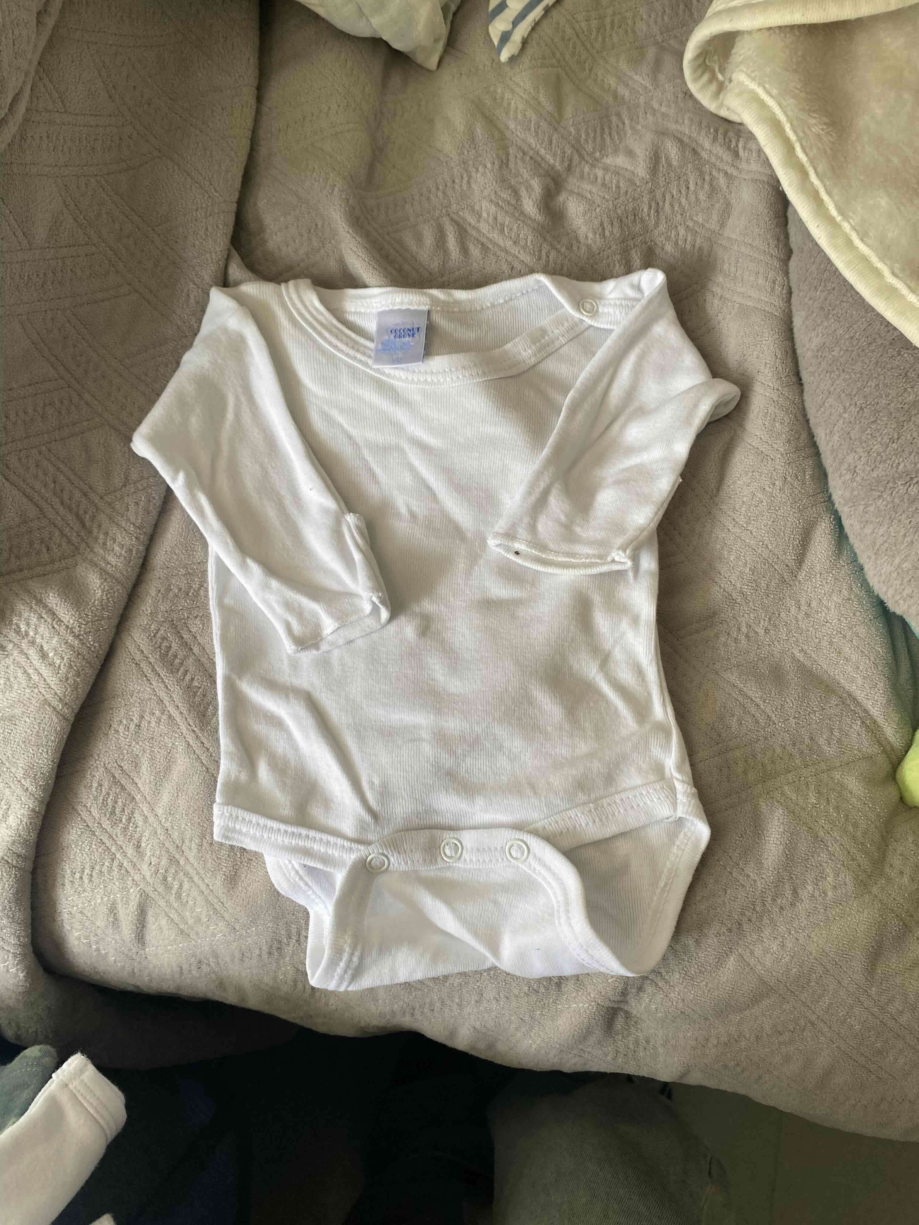 Pack de bodies blancos para bebé - miniatura 4