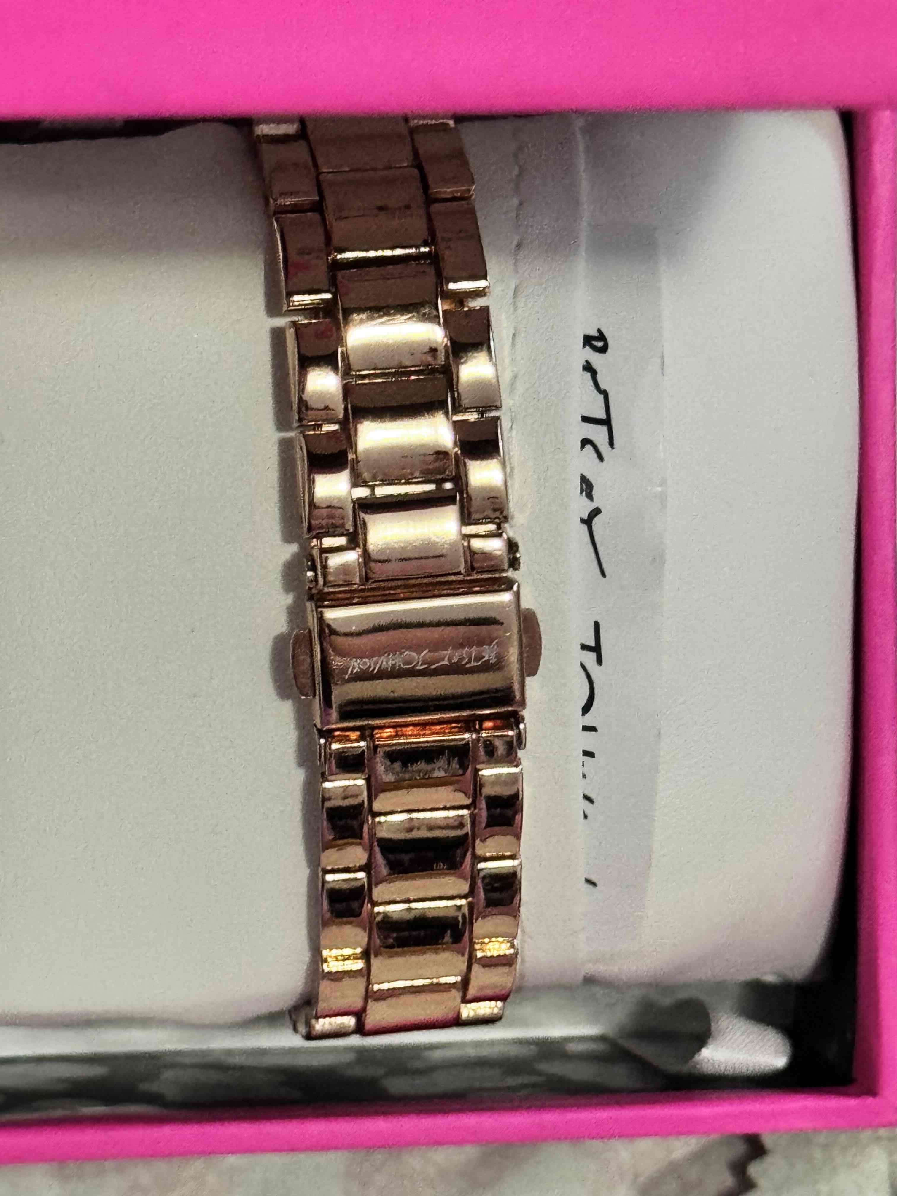 Reloj metálico diseño leopardo Betsey Johnson - 2