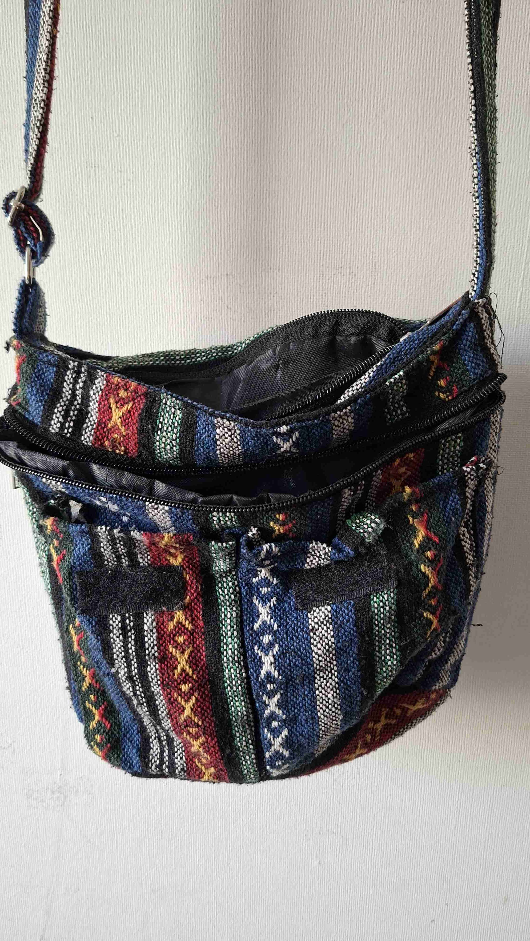 Bandolera con diseño étnico - miniatura 3