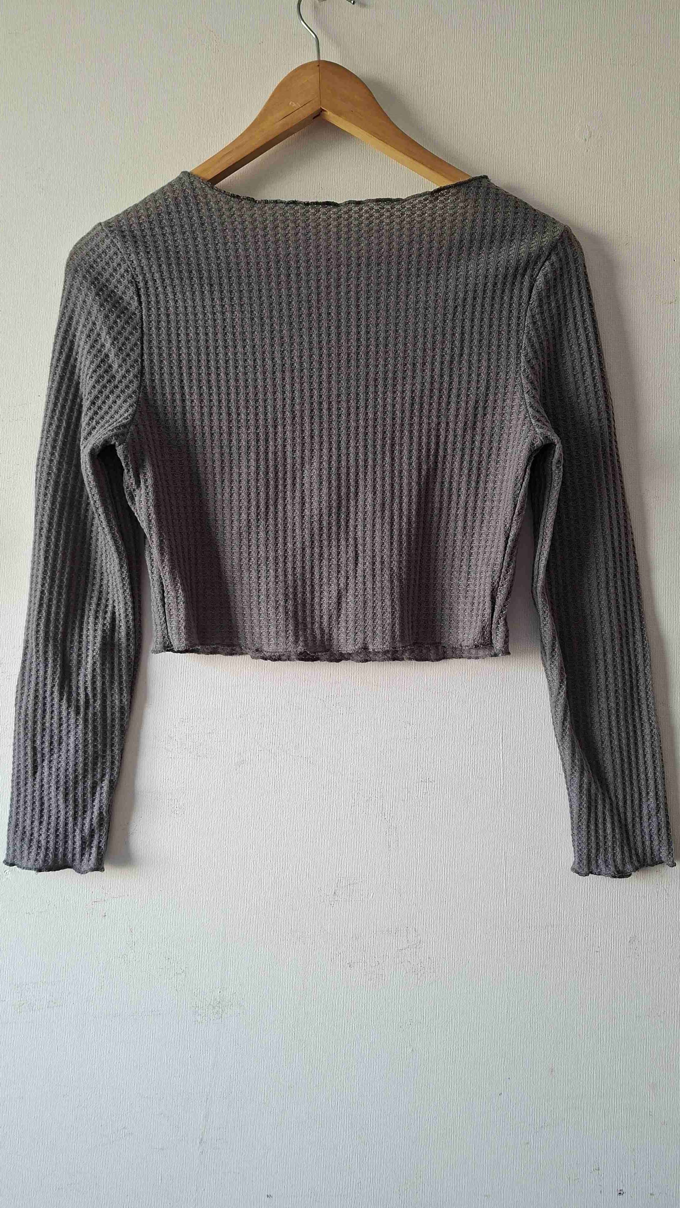 Polera gris manga larga - miniatura 2