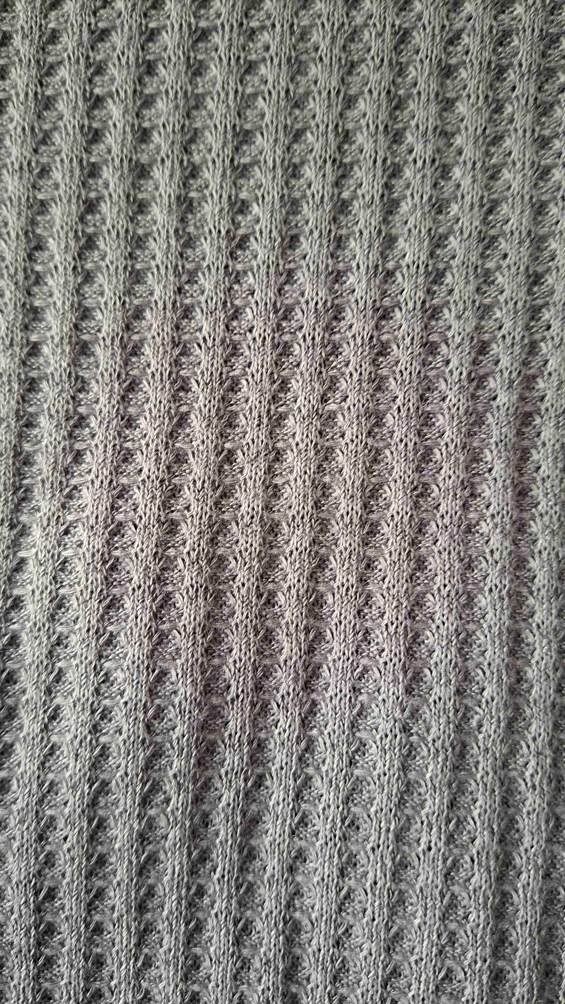 Polera gris manga larga - miniatura 3