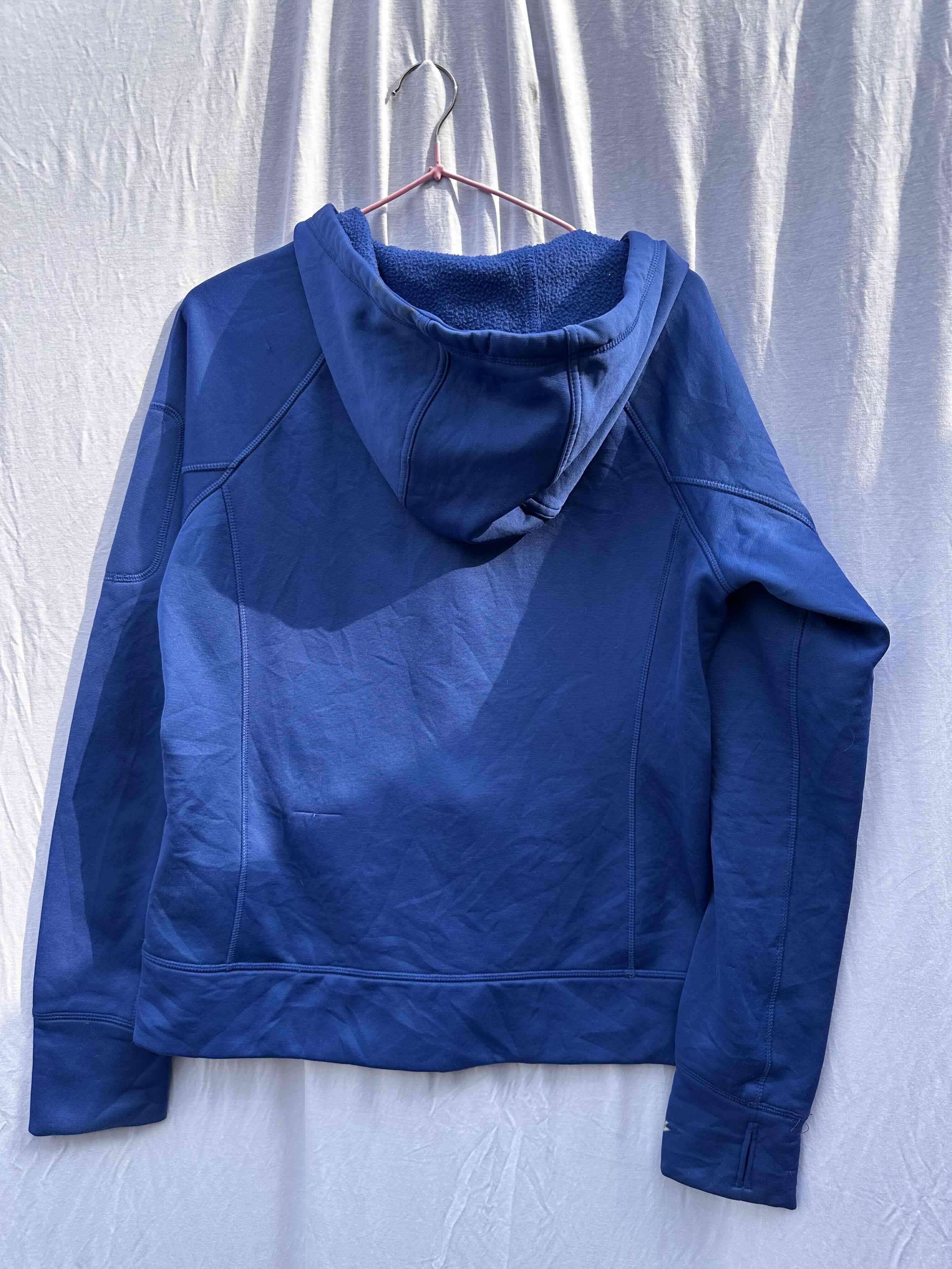 Polerón con gorro marca Pony -TM- - miniatura 4