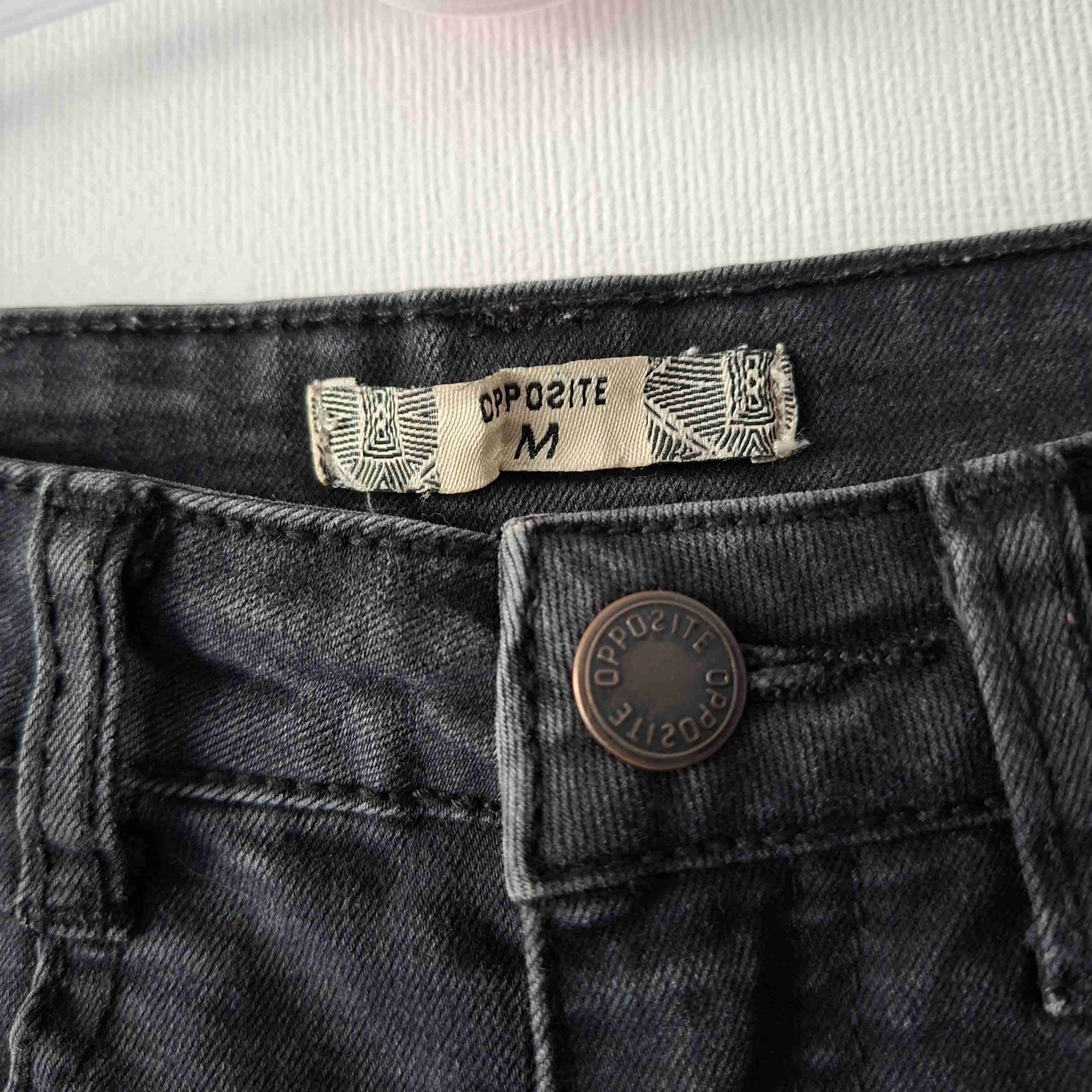 Shorts de mezclilla con diseño étnico - 2