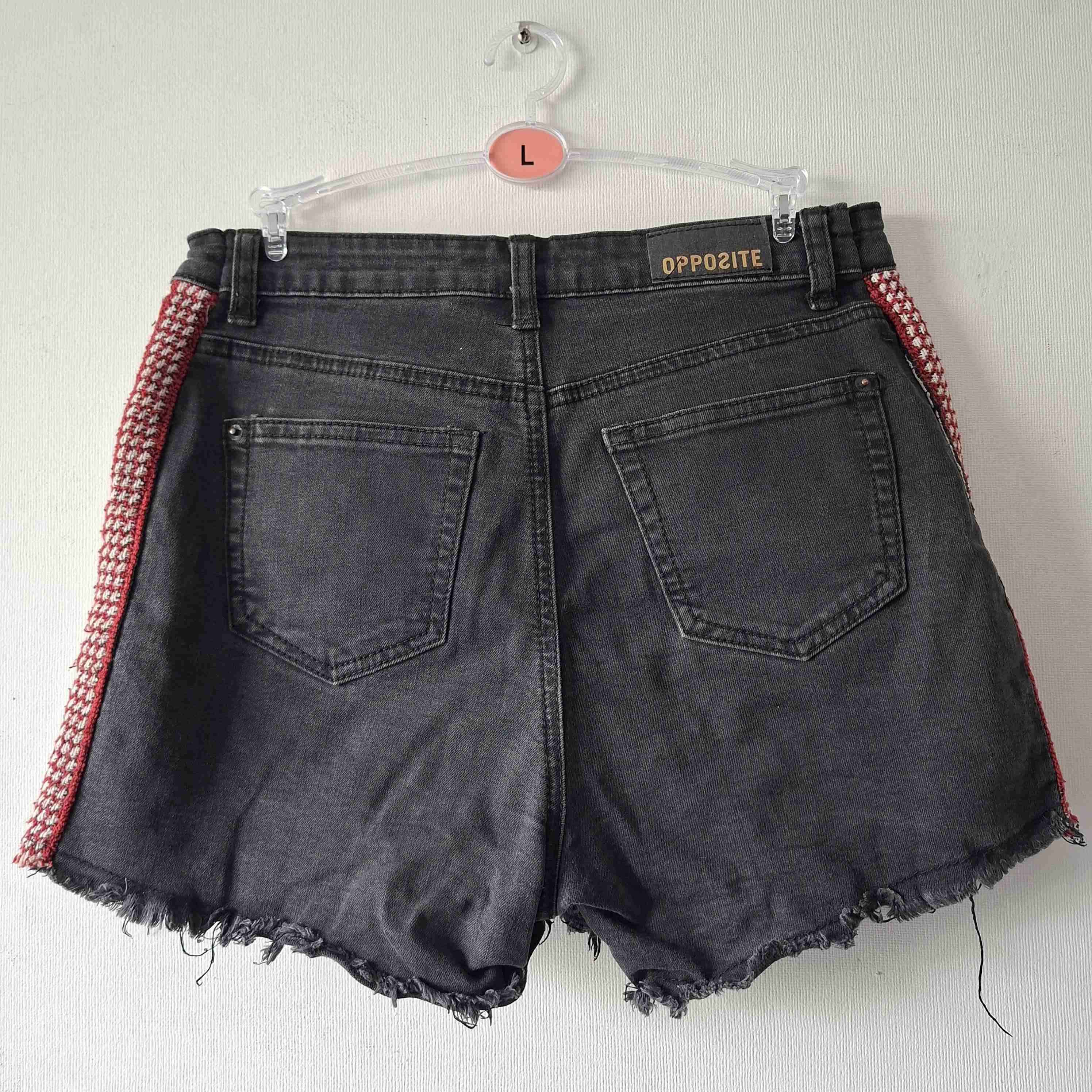 Shorts de mezclilla con diseño étnico - 3