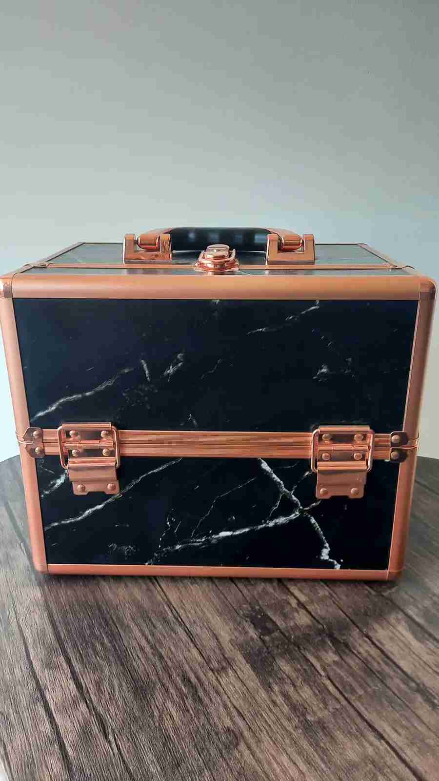 Maletín de maquillaje negro mármol - 1