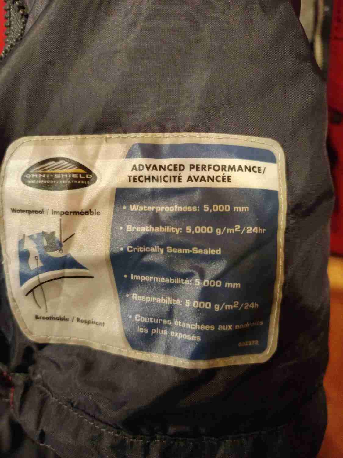 Chaqueta roja Columbia impermeable - miniatura 3