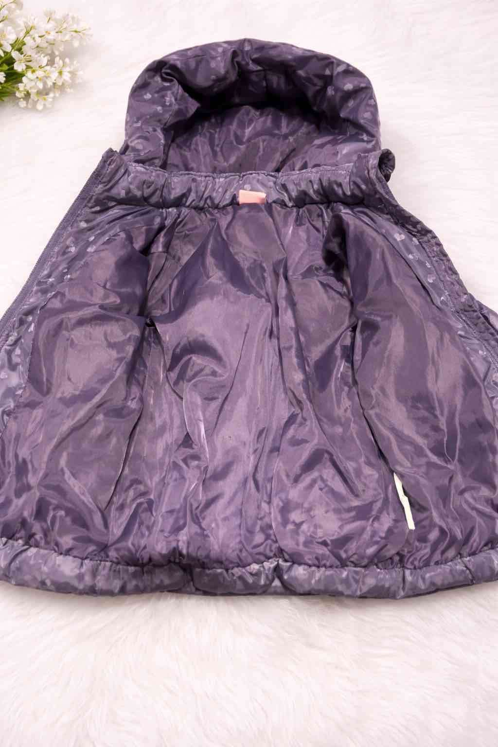 Chaqueta infantil gris acolchada. Talla 2. - miniatura 2