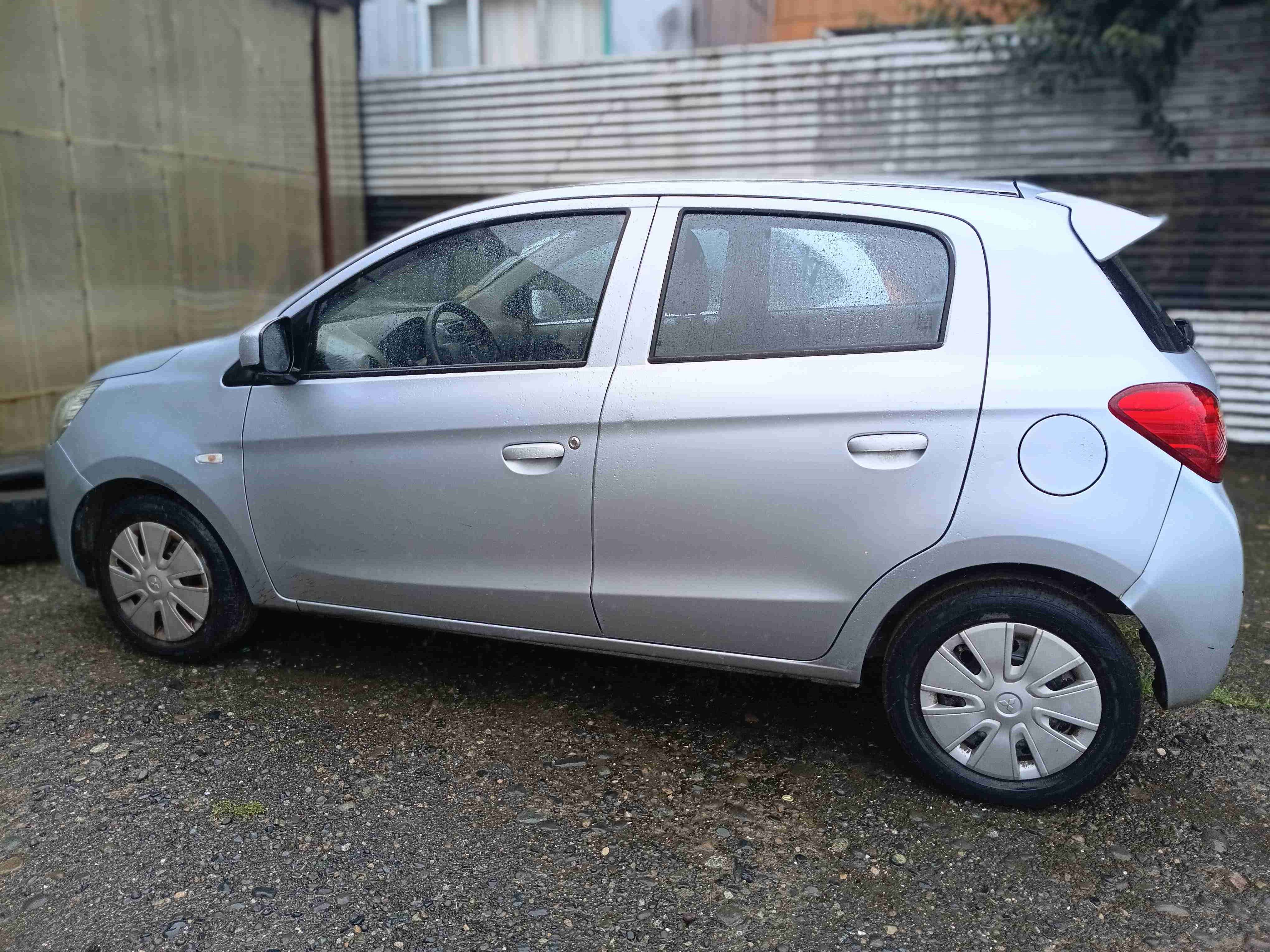 Mitsubishy Mirage 2014 1.2  100.000km - miniatura 4