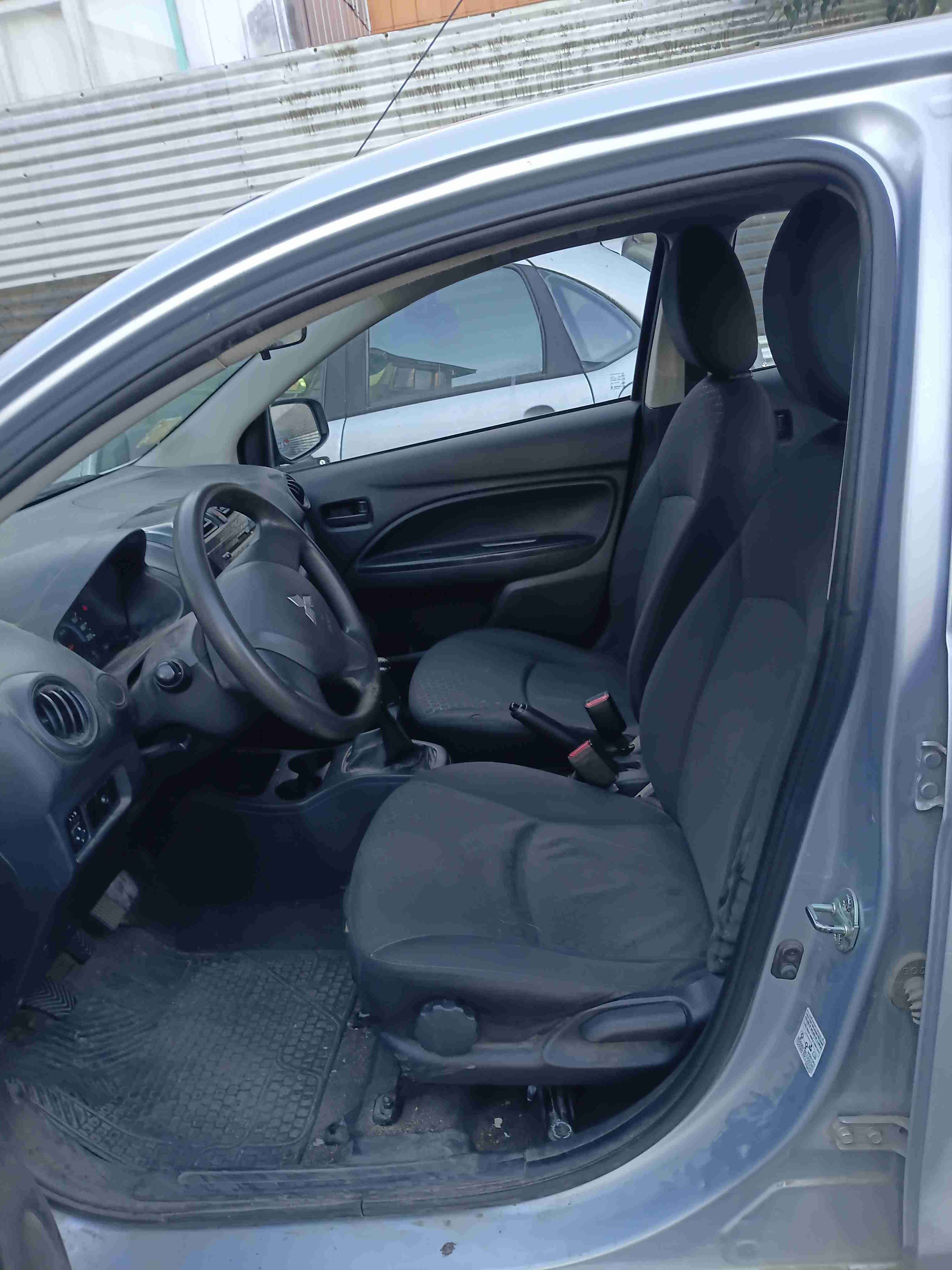 Mitsubishy Mirage 2014 1.2  100.000km - miniatura 6