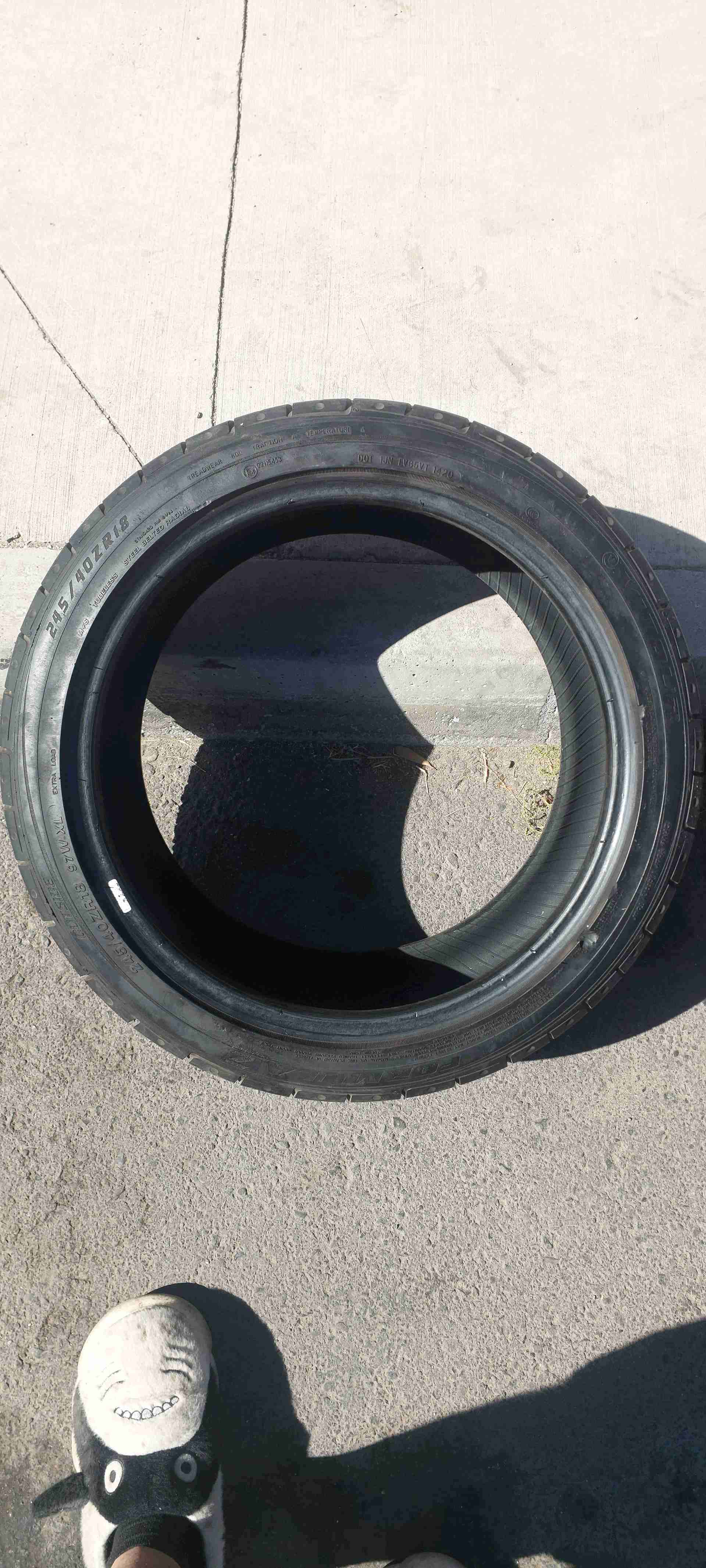 Neumáticos usados 245/40ZR18 - miniatura 4