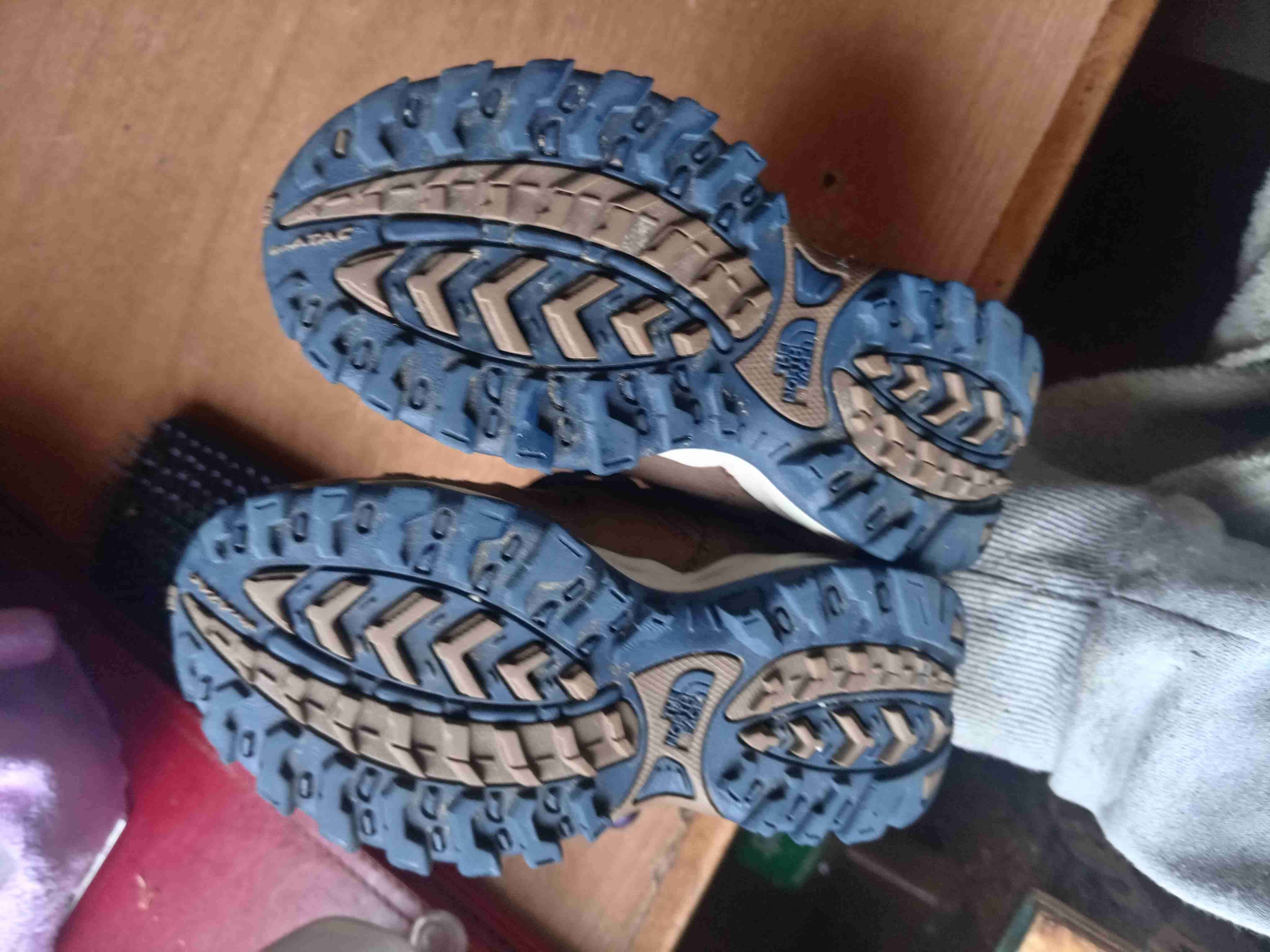 Botas trekking marrones talla 27 - miniatura 4