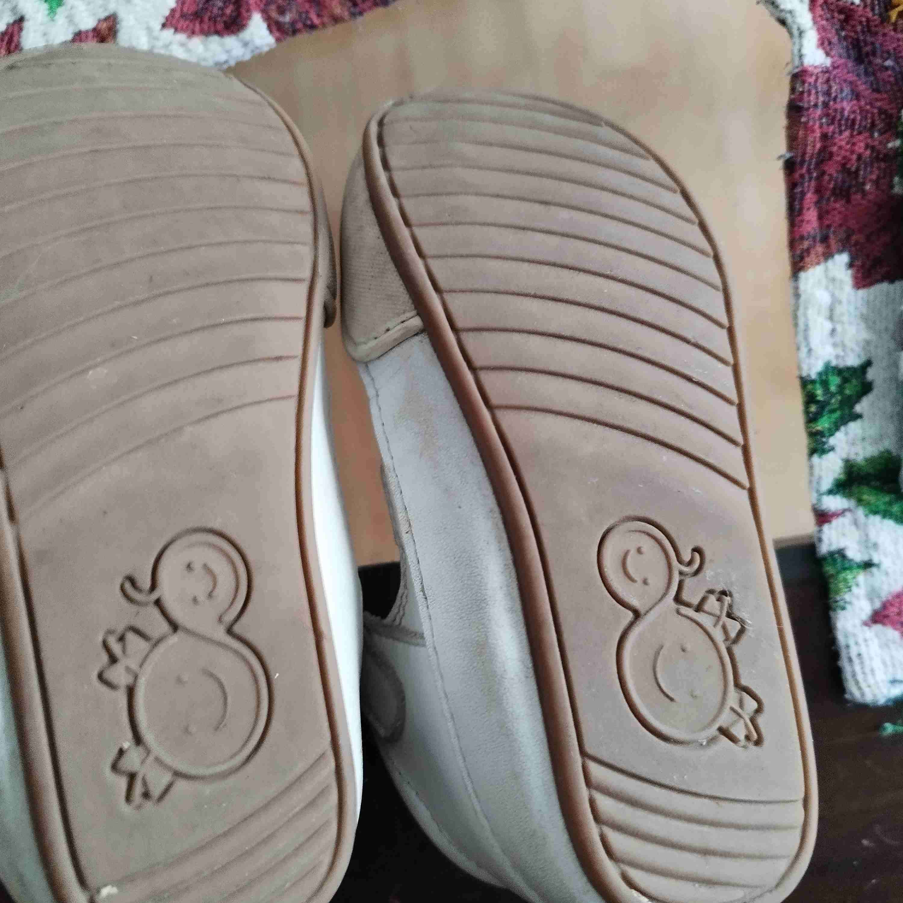 Sandalias UMA, blancas para niños. Talla 9 - 2