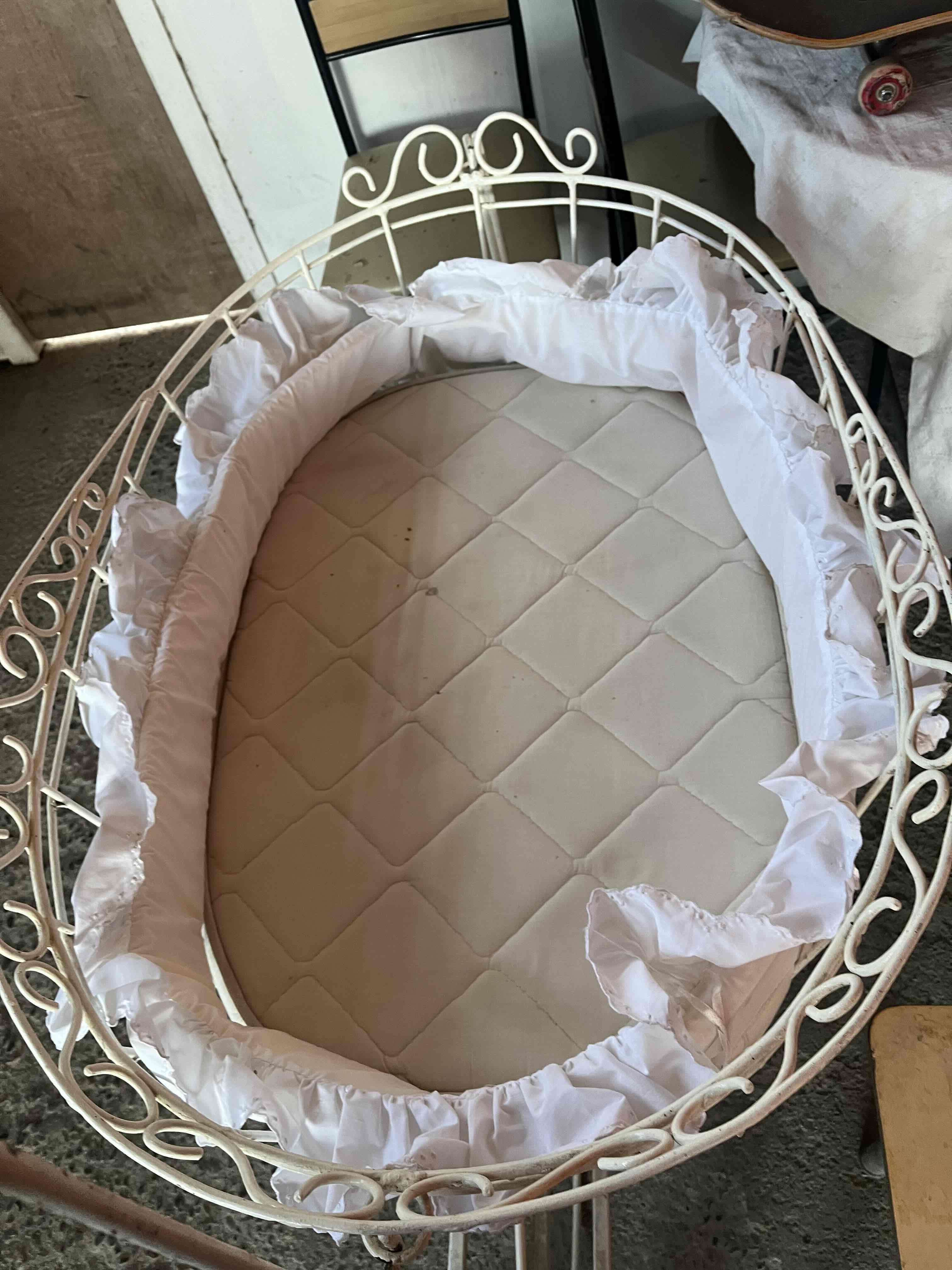 ✨Hermosa cuna estilo francesa con dosel✨ - miniatura 6