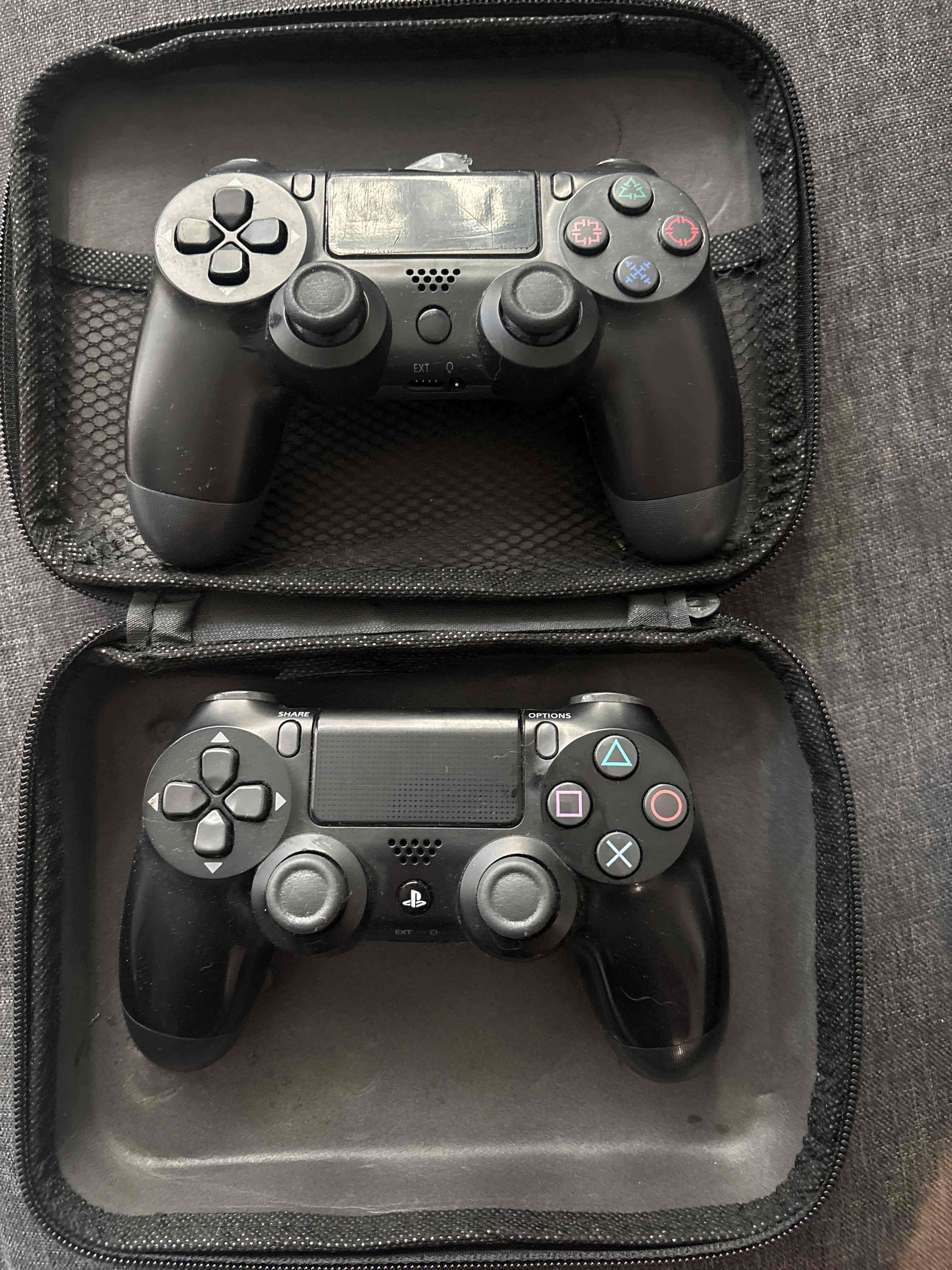 Consola PS4 en buen estado - miniatura 2