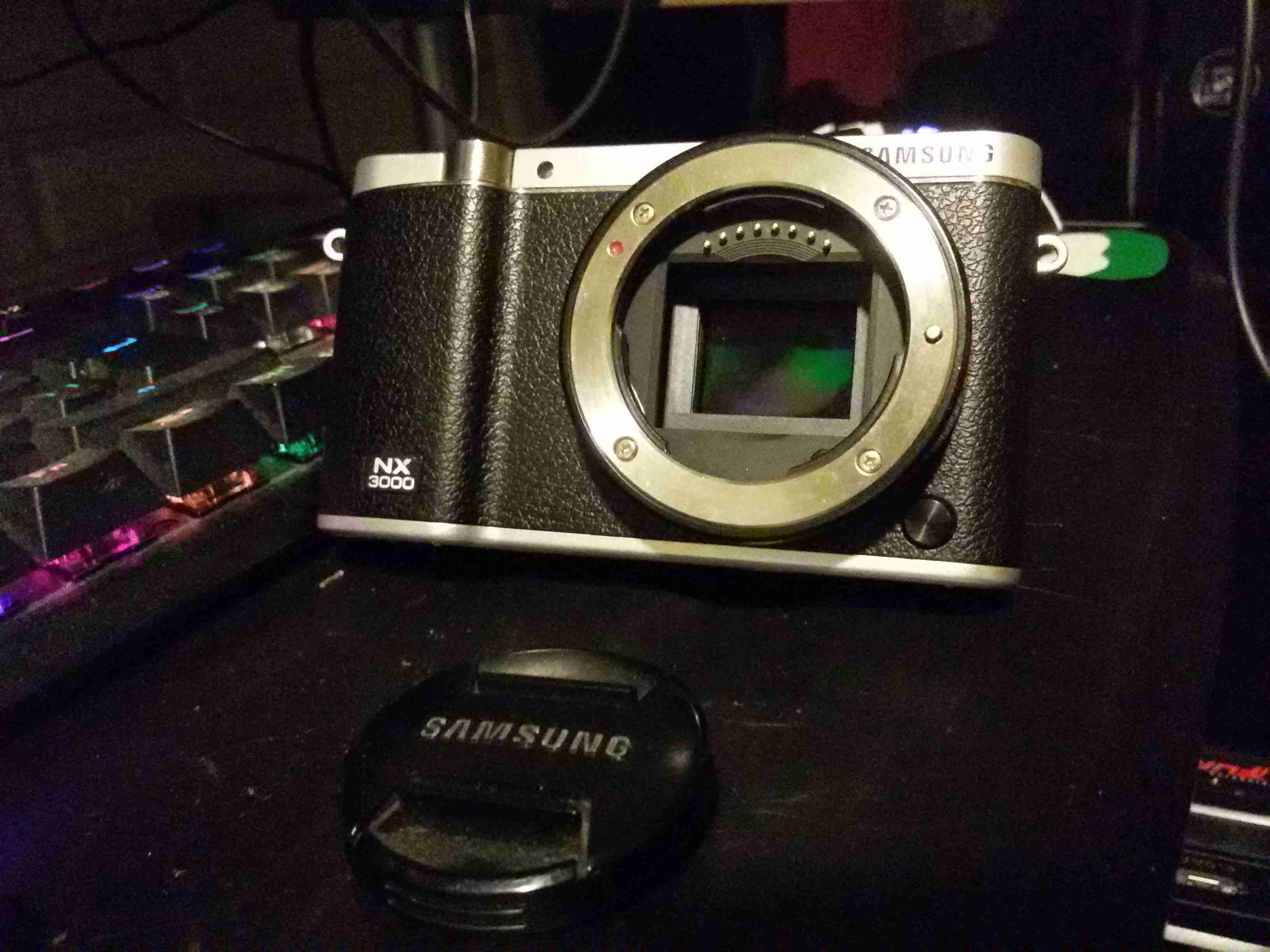 Cámara Samsung NX3000 para repuestos - miniatura 1
